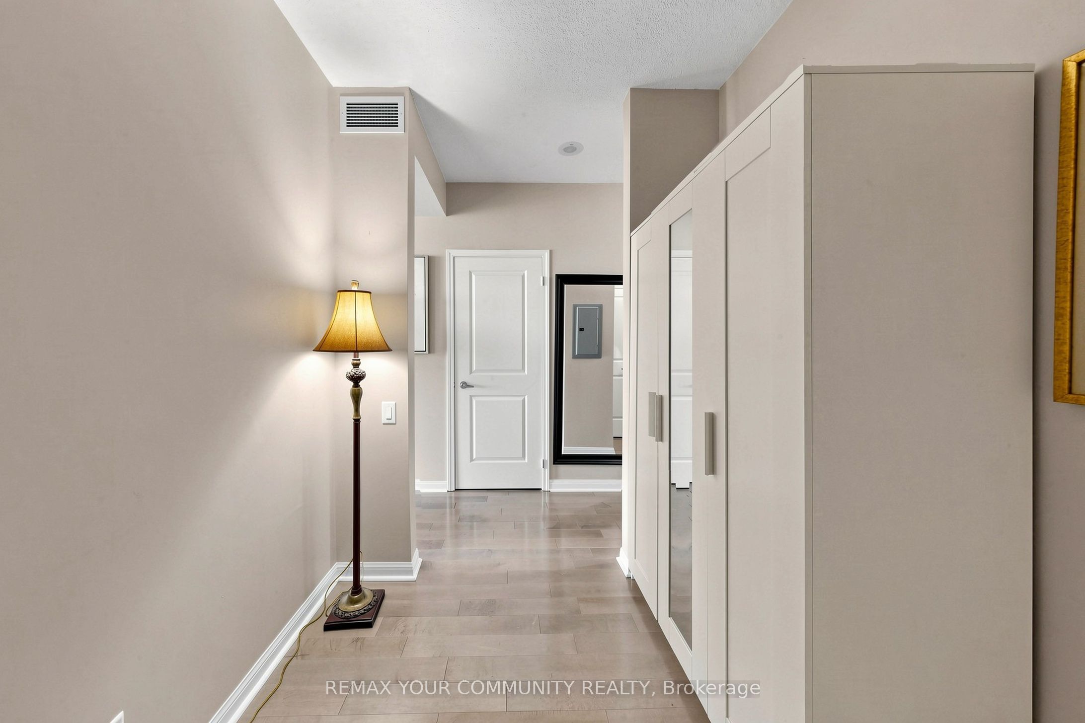 15 Windermere Avenue 1506 Property Photo 25