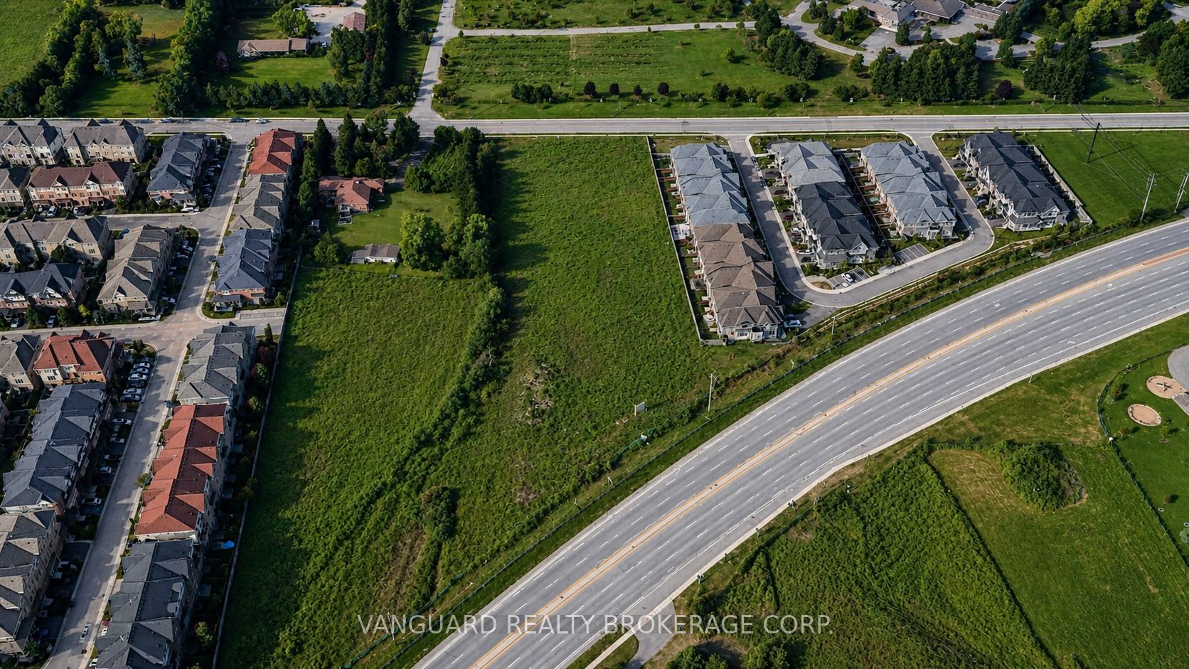 14 Chinguacousy Road Property Photo 6