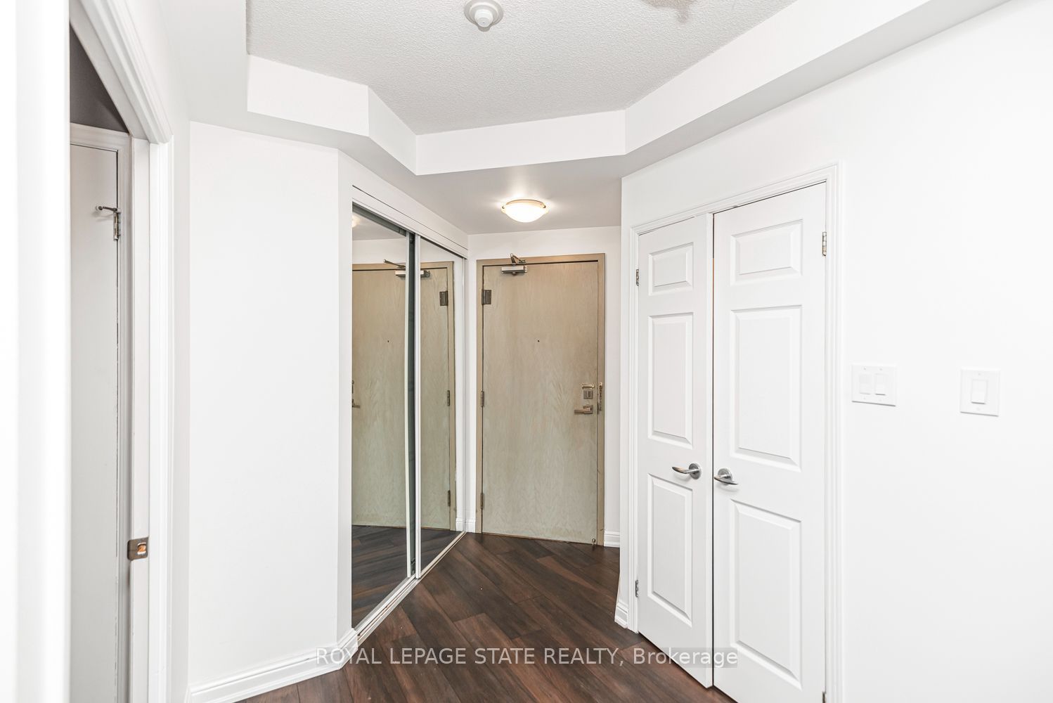 430 Pearl Street 403 Property Photo 8