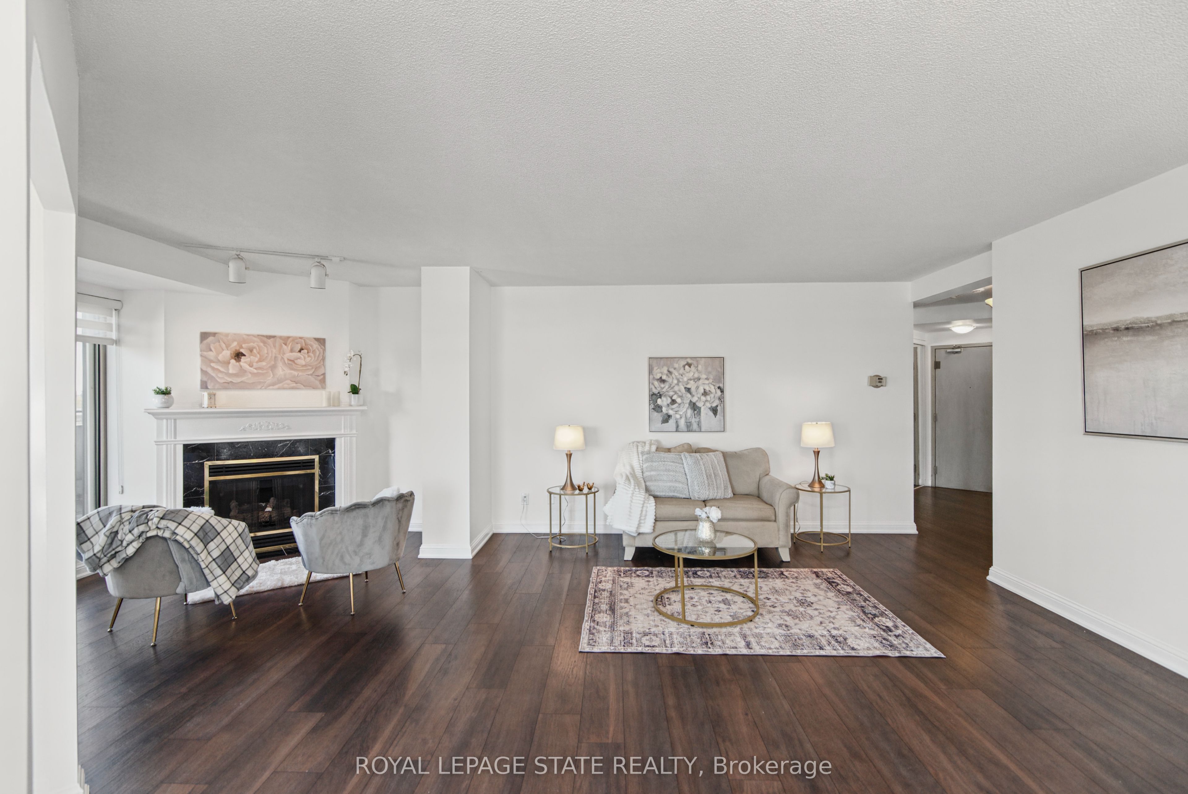 430 Pearl Street 403 Property Photo 9