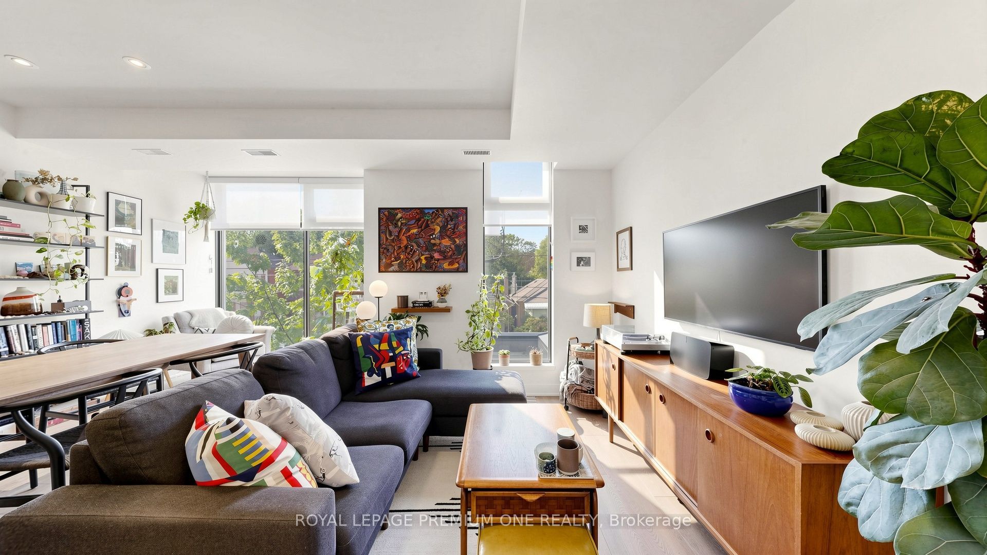 441 Jane Street 203 Property Photo 16