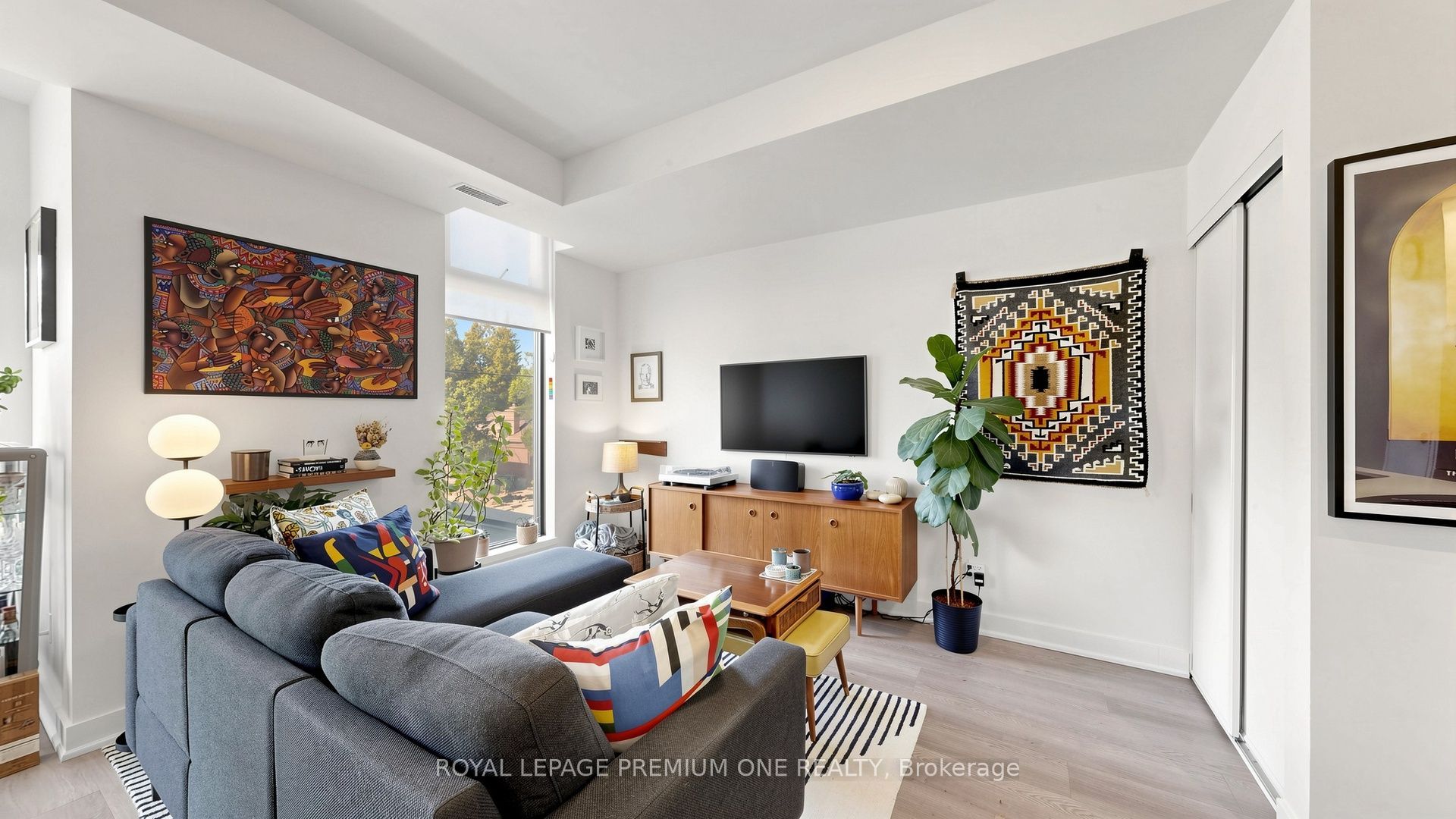 441 Jane Street 203 Property Photo 17