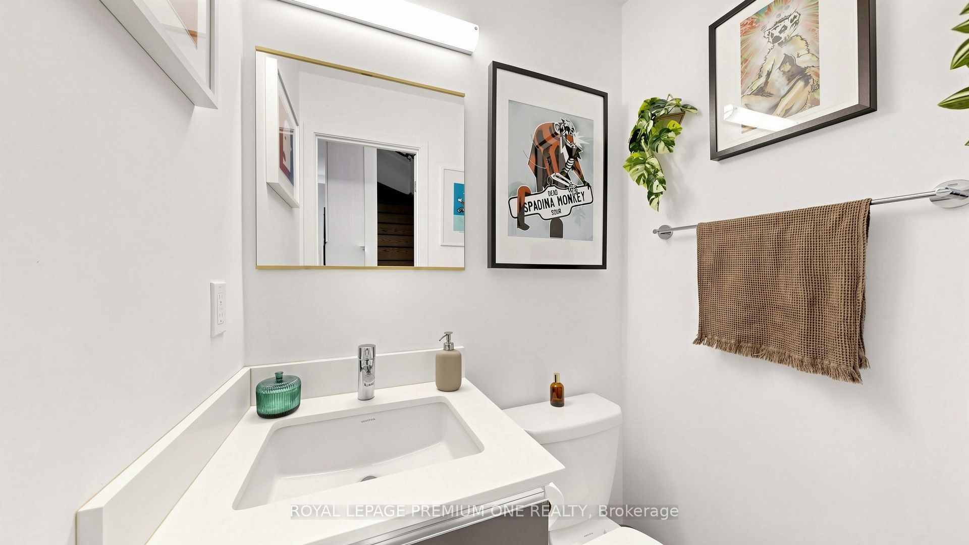 441 Jane Street 203 Property Photo 25