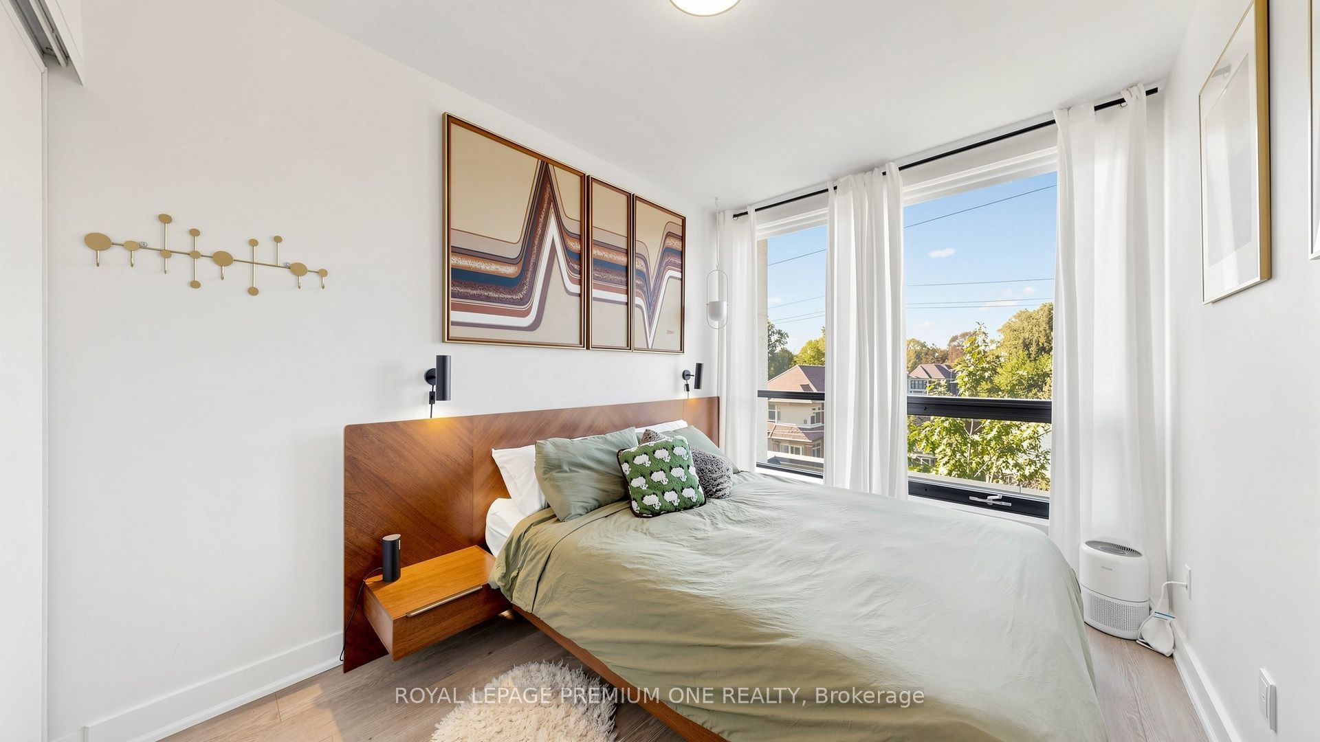 441 Jane Street 203 Property Photo 29