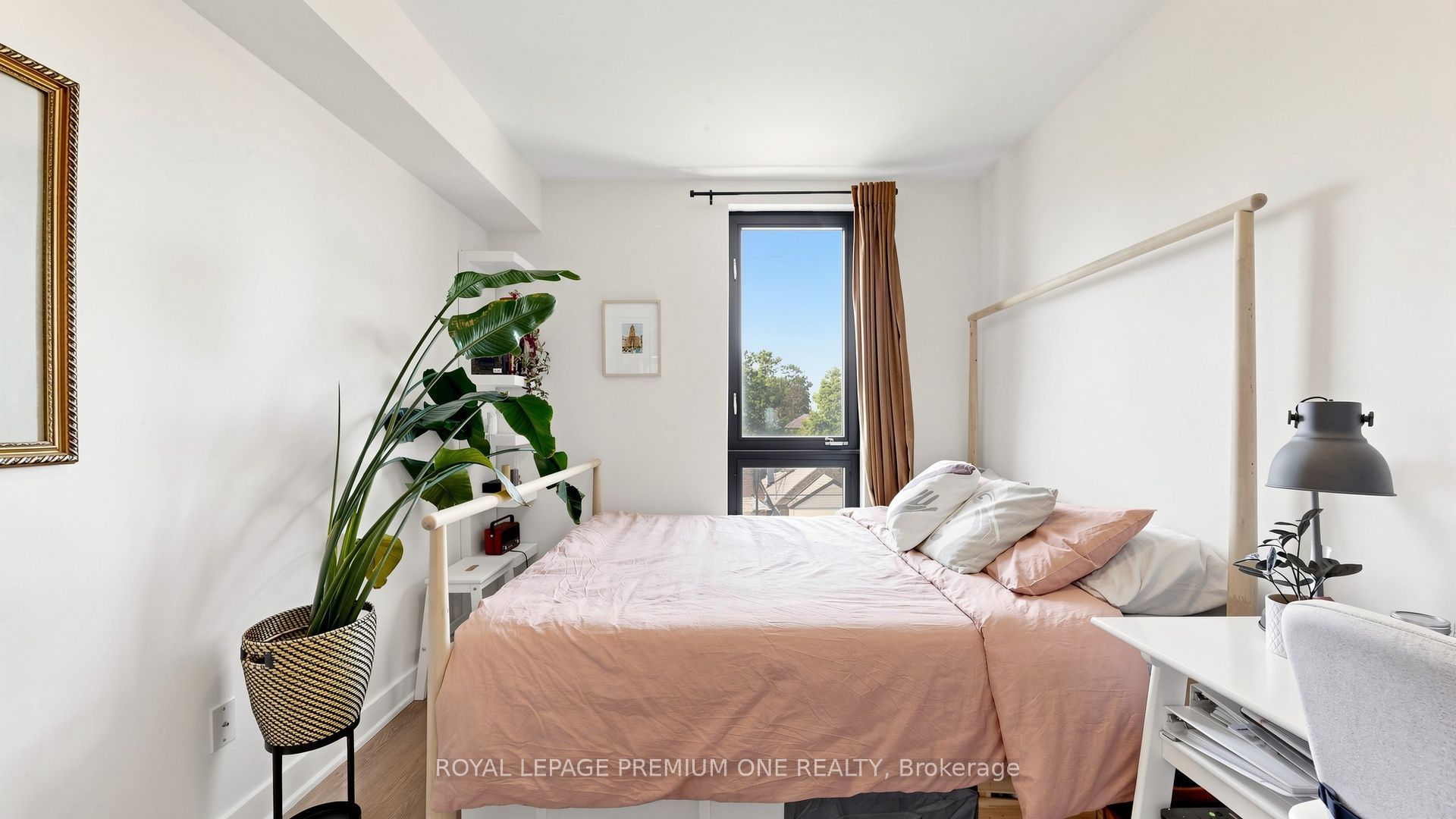 441 Jane Street 203 Property Photo 33