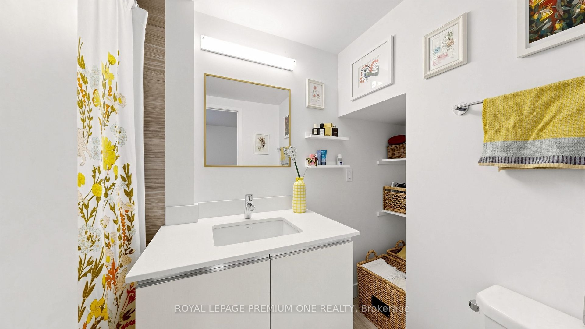 441 Jane Street 203 Property Photo 35