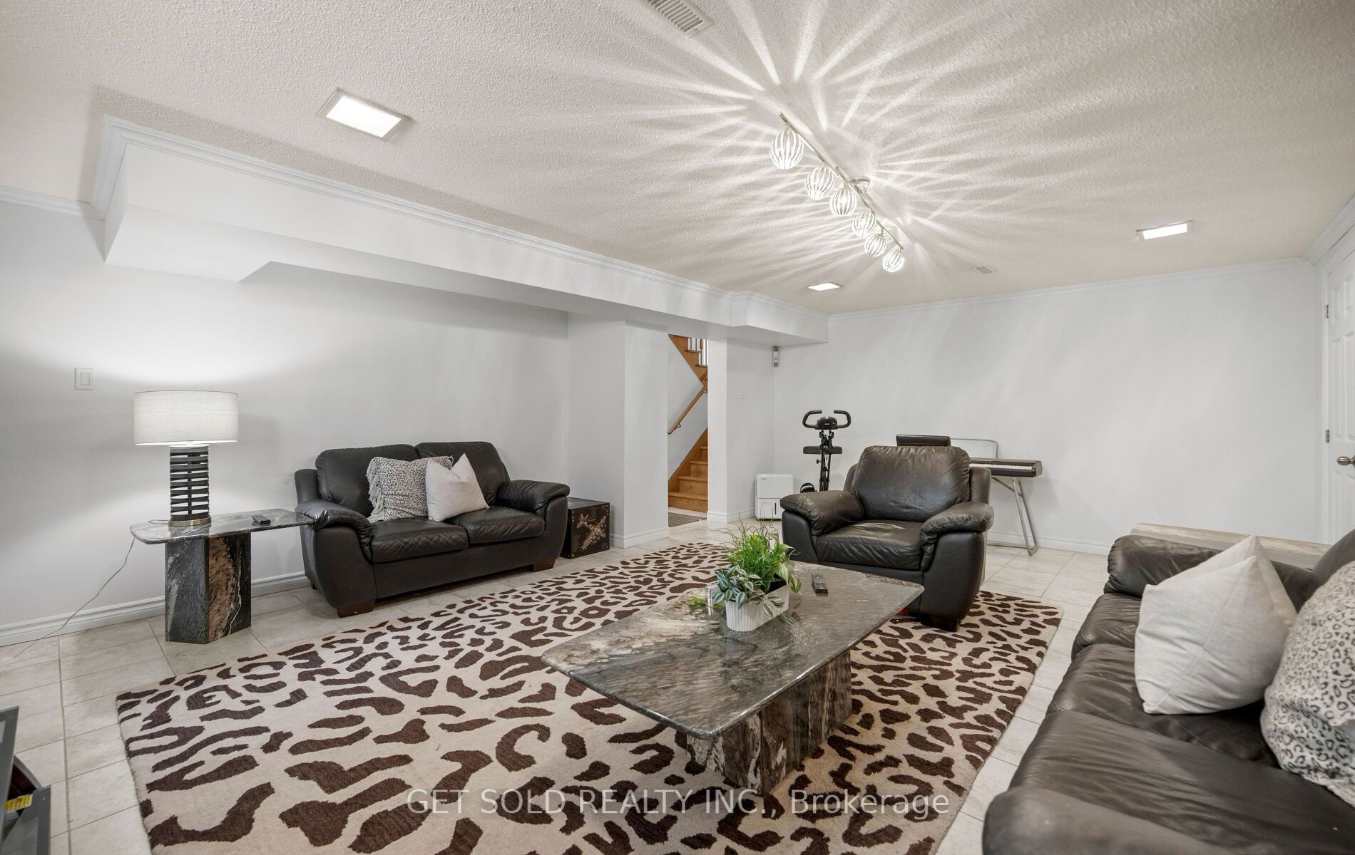 6 Marcel Road Property Photo 33