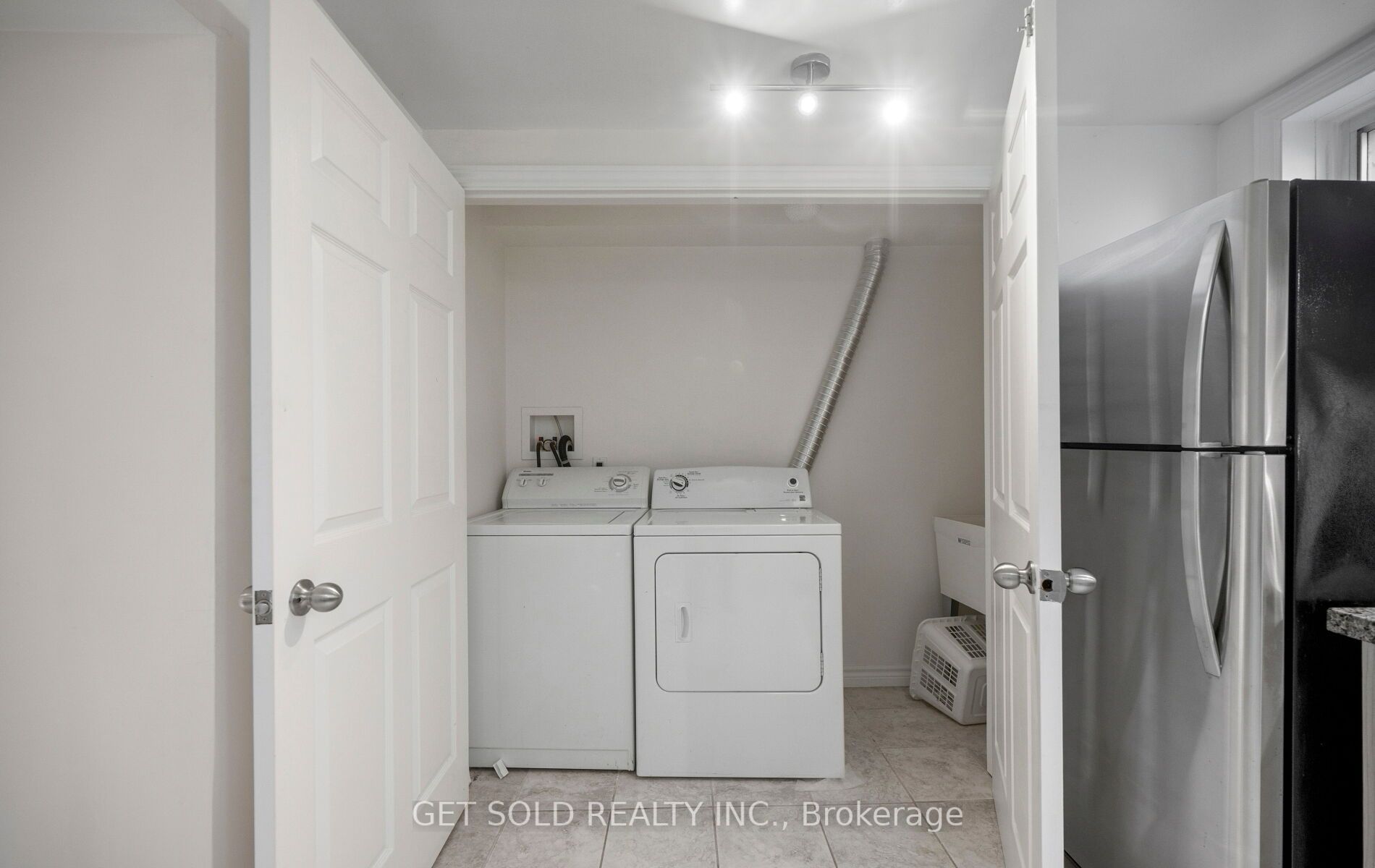 6 Marcel Road Property Photo 41