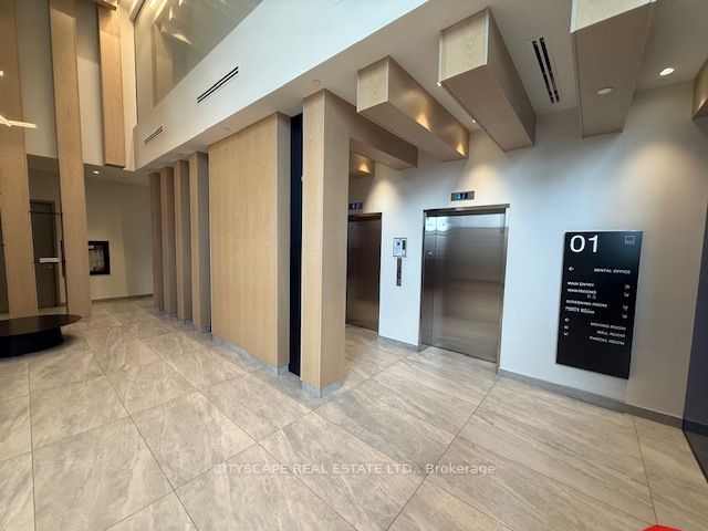86 Dundas Street E 611 Property Photo 10