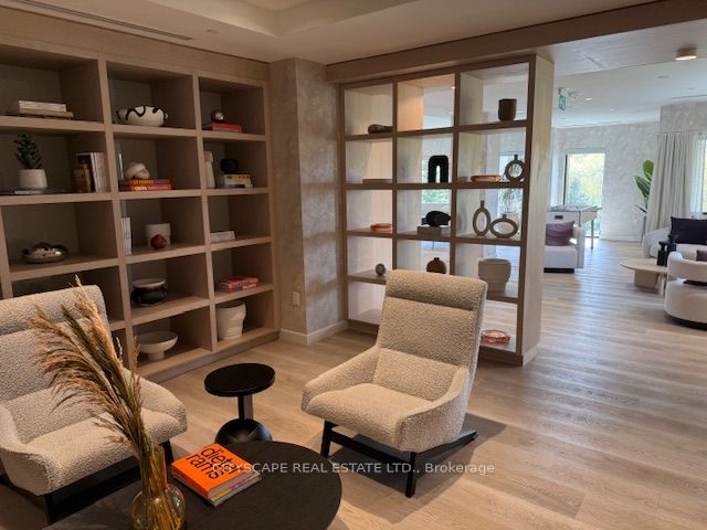 86 Dundas Street E 611 Property Photo 11
