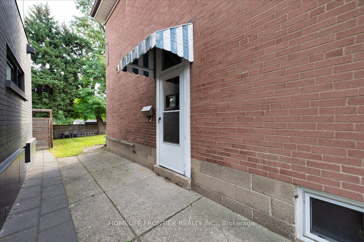 345 Windermere Avenue Property Photo 9