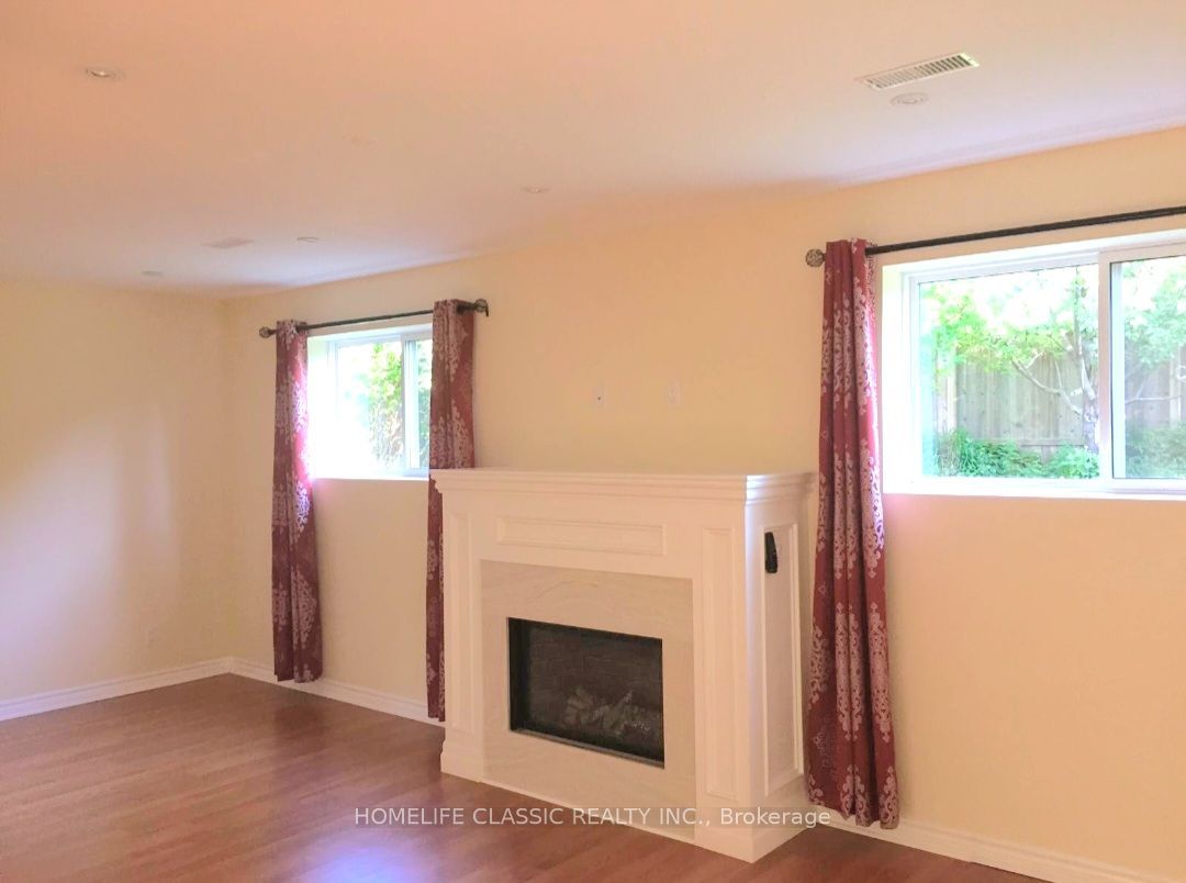 16 Terryellen Crescent Property Photo 5