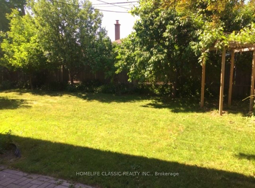 16 Terryellen Crescent Property Photo 7