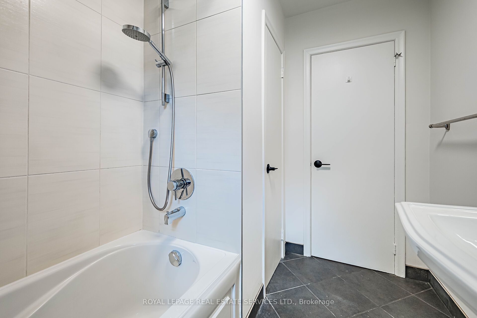 454 Rimilton Avenue Property Photo 30