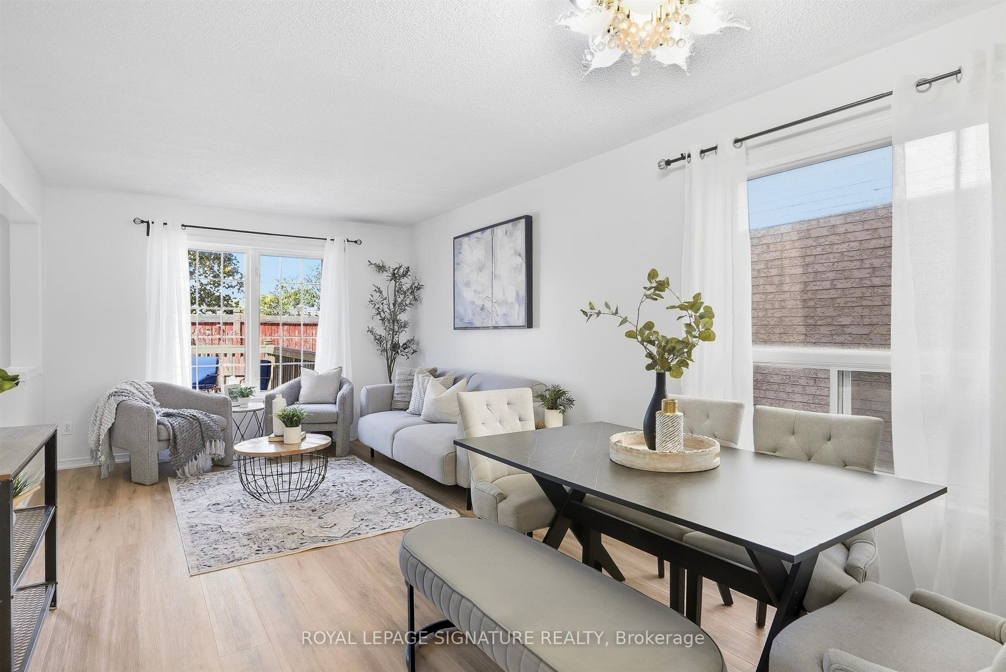 106 Heartleaf Crescent Property Photo 4