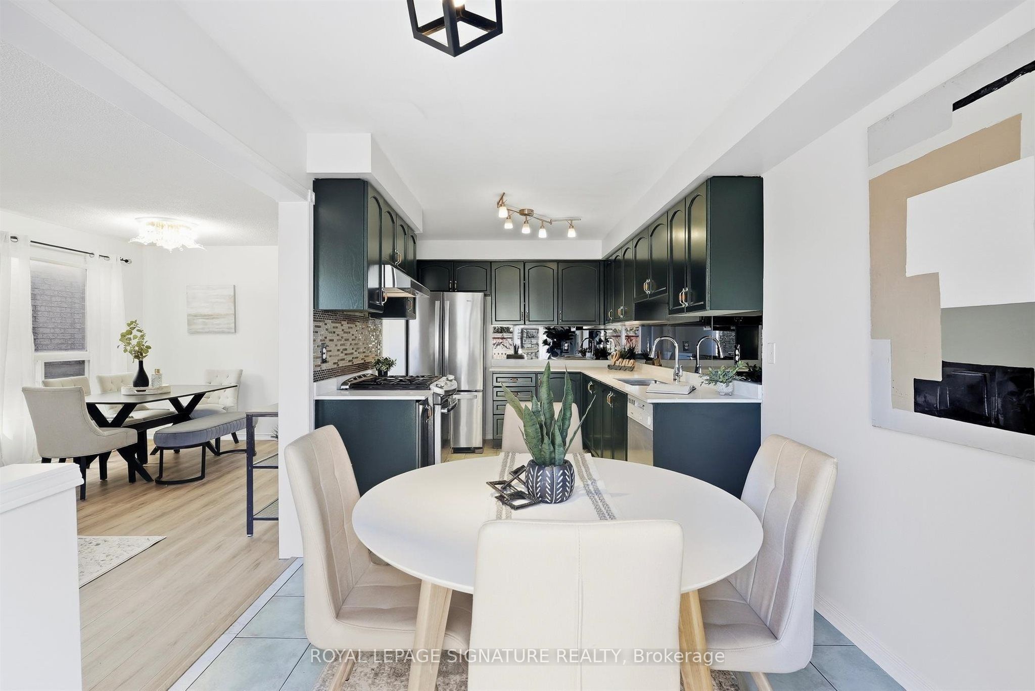 106 Heartleaf Crescent Property Photo 15