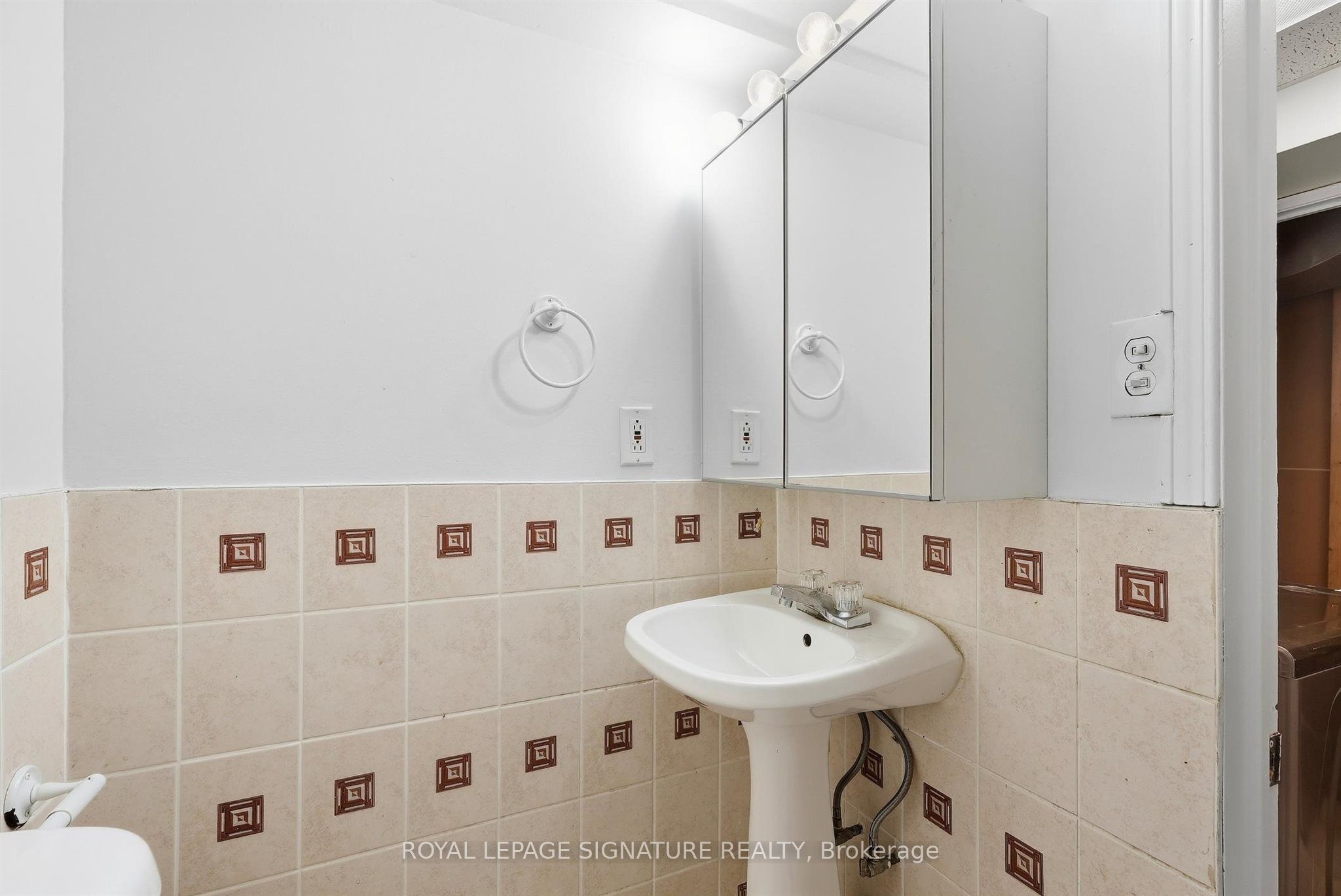 106 Heartleaf Crescent Property Photo 39