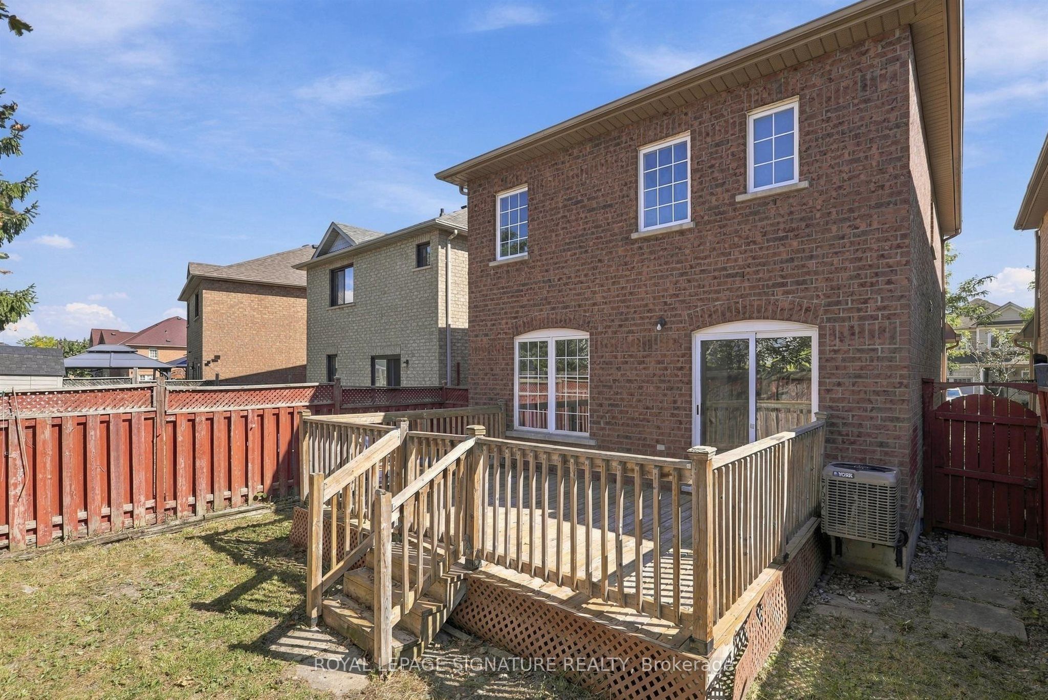 106 Heartleaf Crescent Property Photo 42