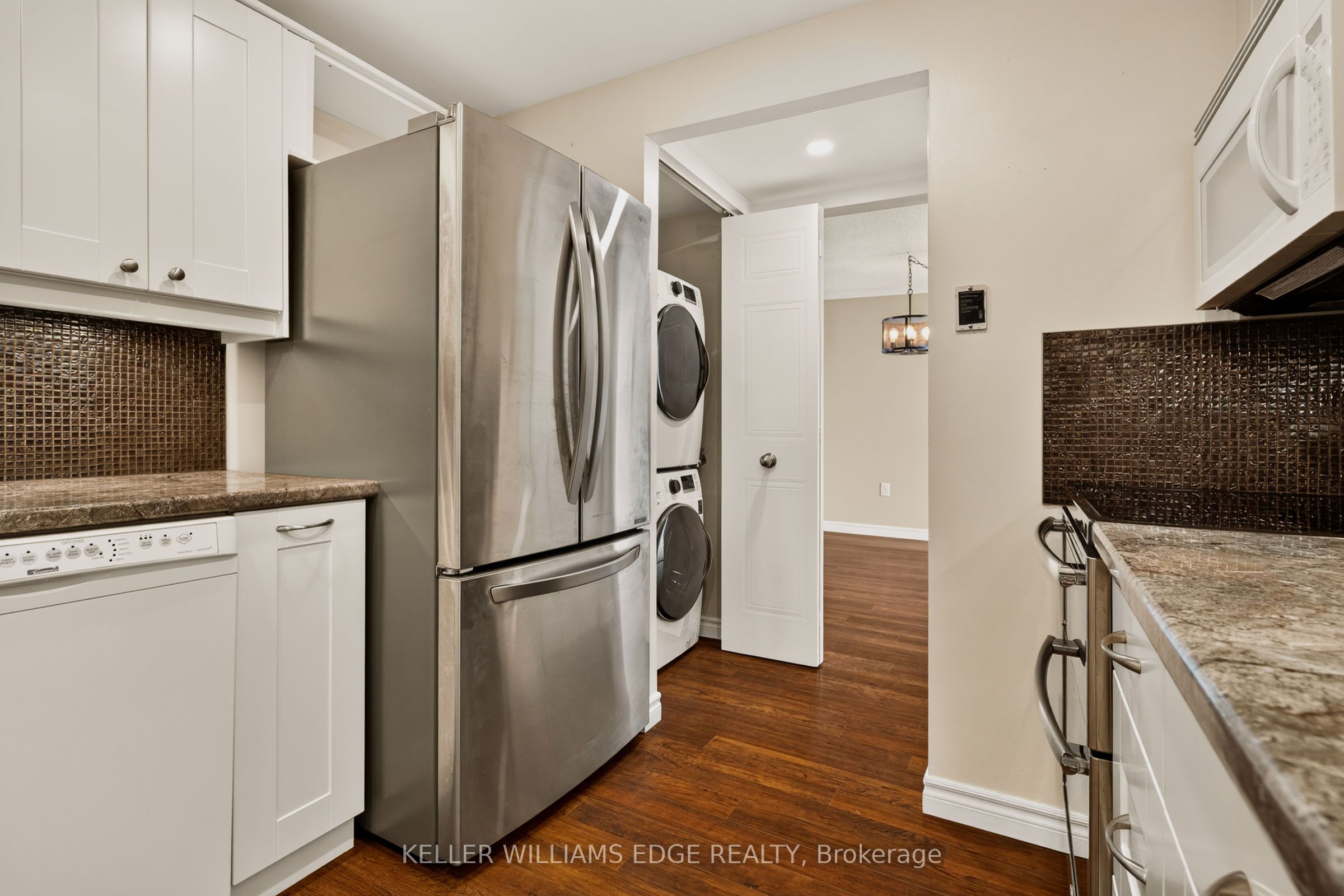 1225 North Shore Boulevard E 510 Property Photo 17