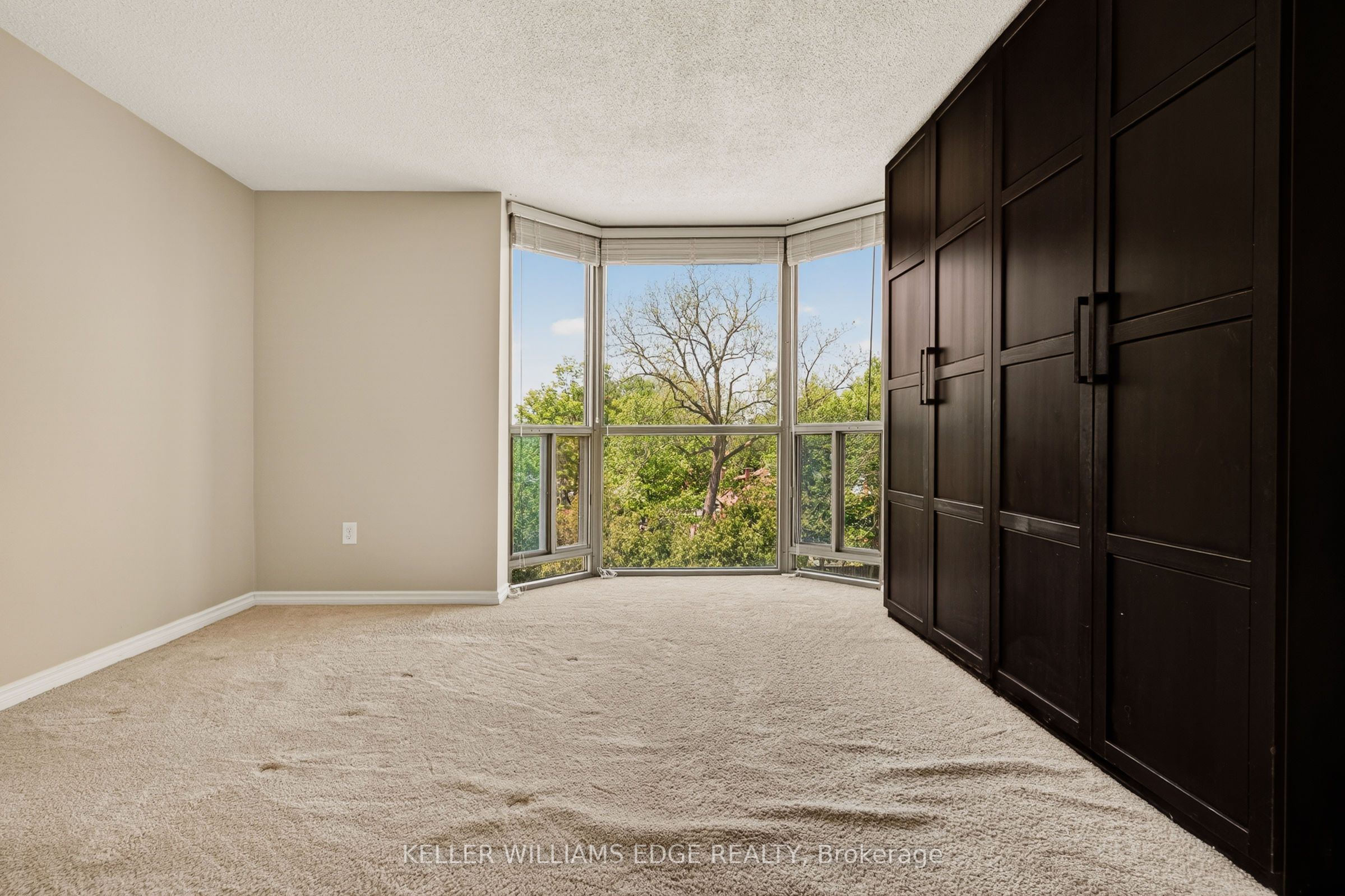 1225 North Shore Boulevard E 510 Property Photo 20