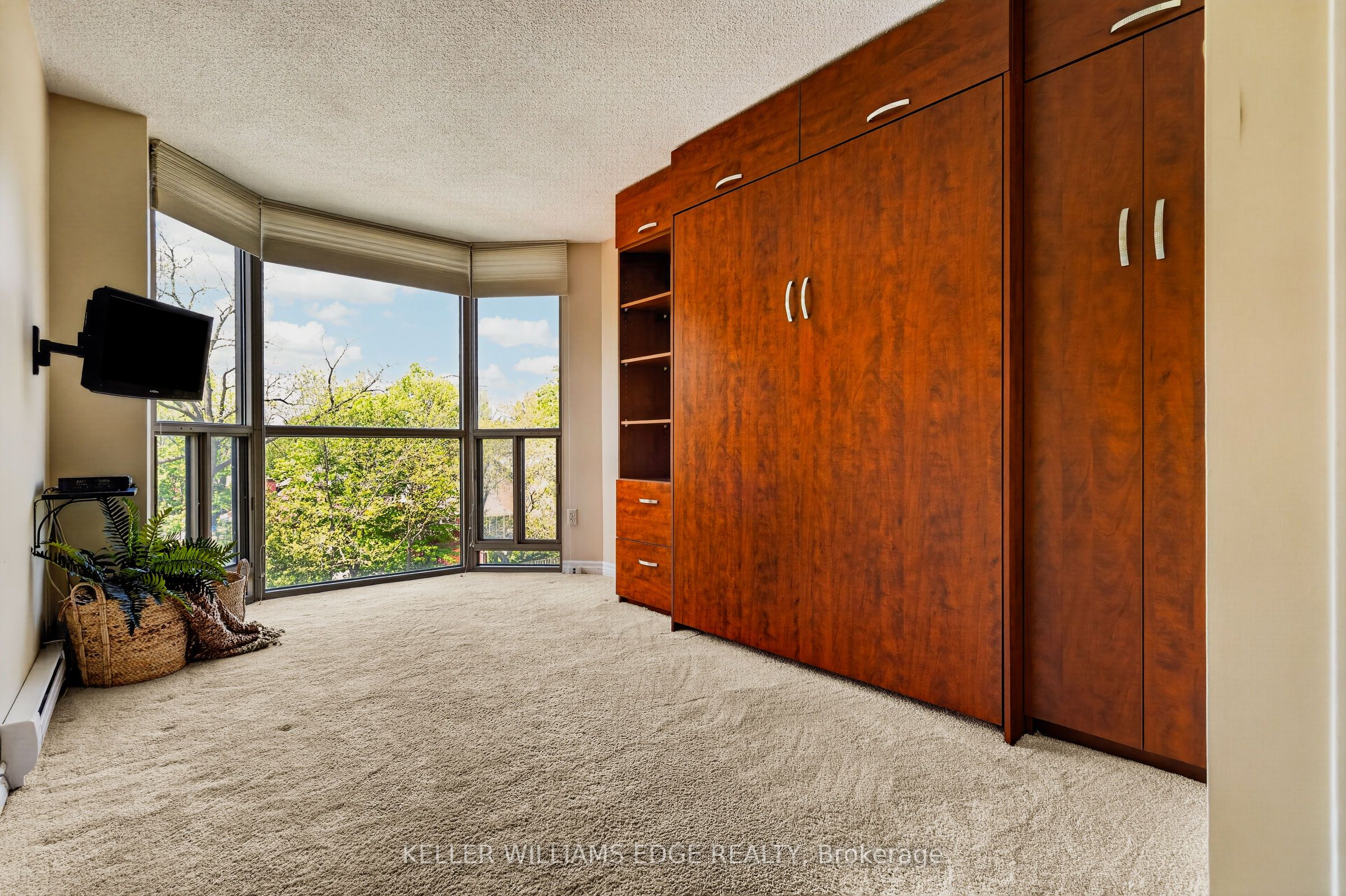 1225 North Shore Boulevard E 510 Property Photo 26