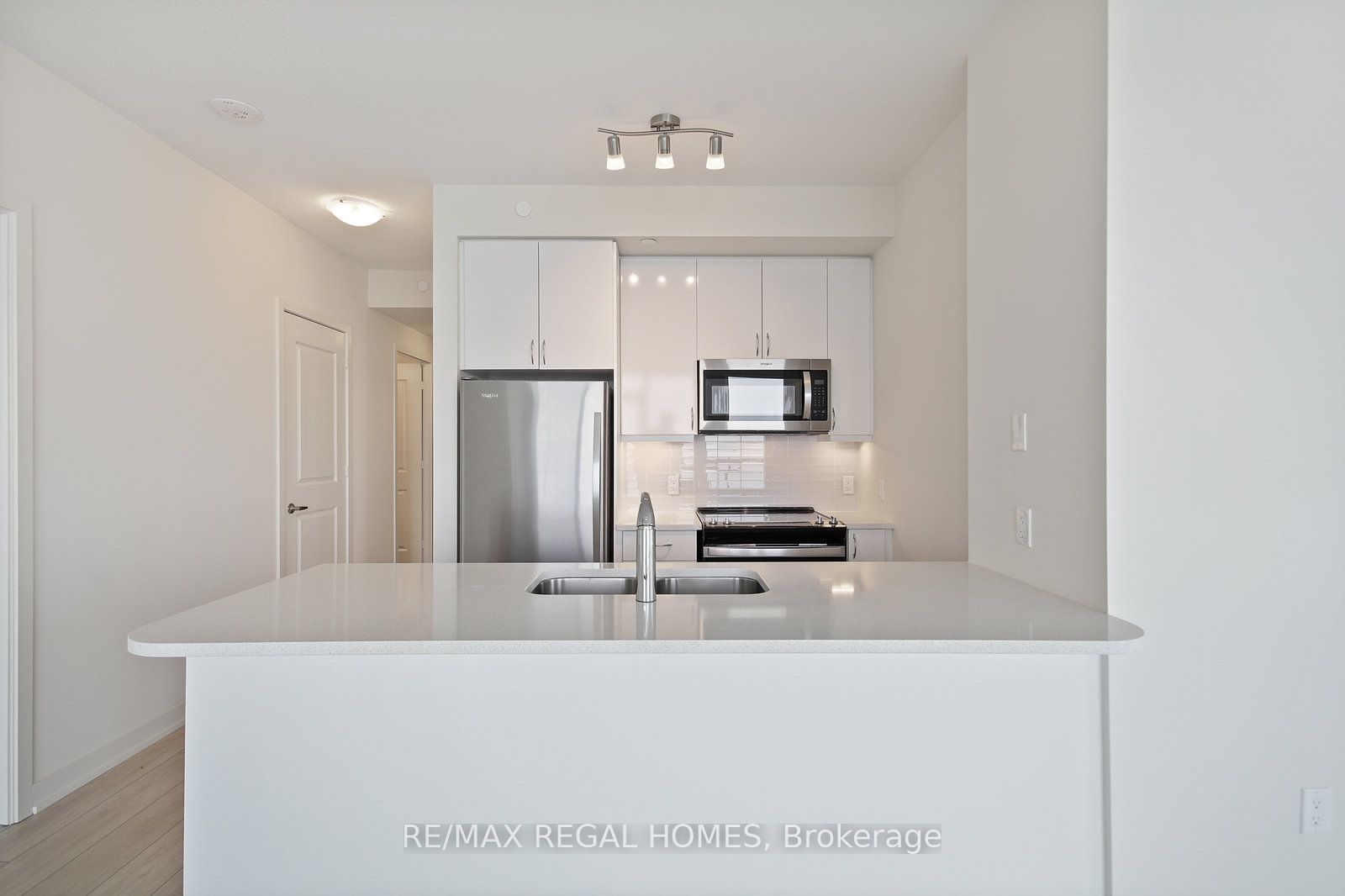 38 Annie Craig Drive 3602 Property Photo 5
