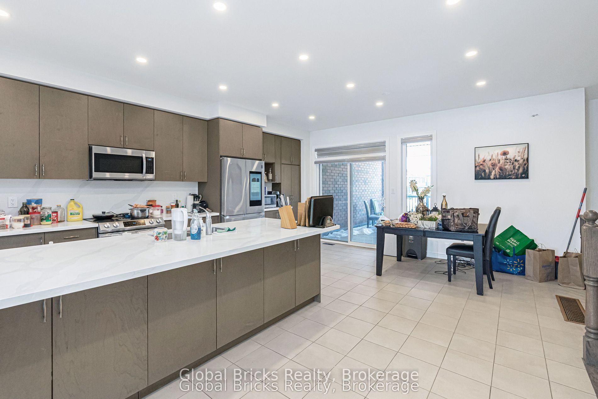 49 Burnhamthorpe Road E Property Photo 21
