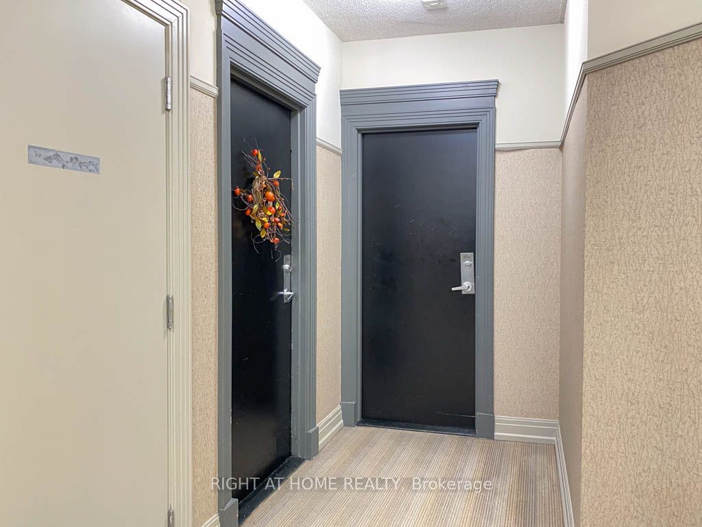 388 Prince Of Wales Drive 1711 Property Photo 3