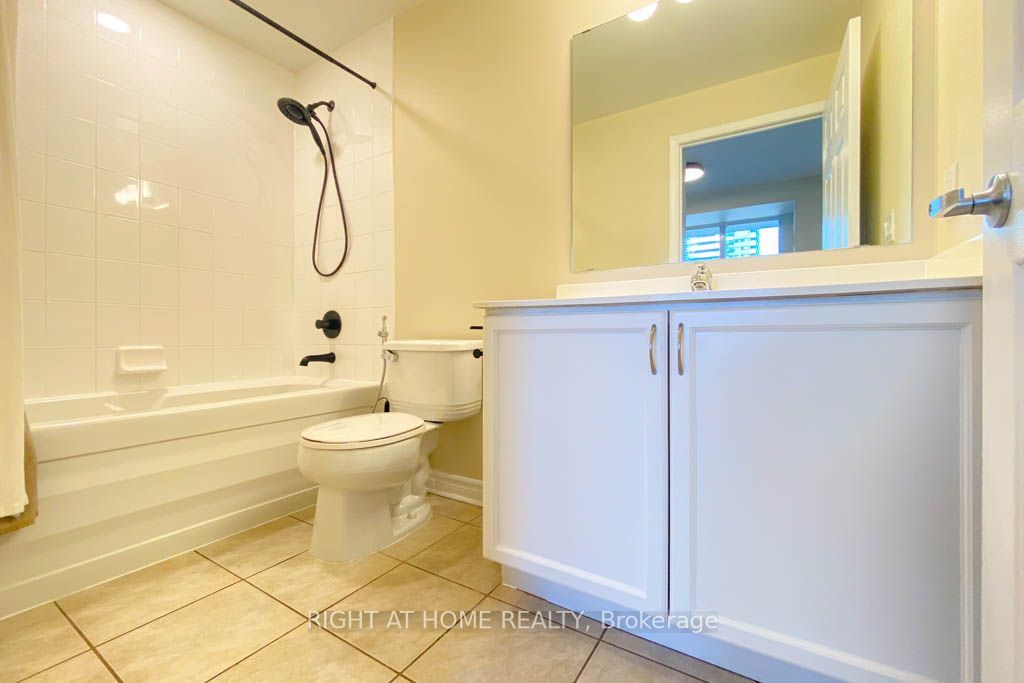 388 Prince Of Wales Drive 1711 Property Photo 19