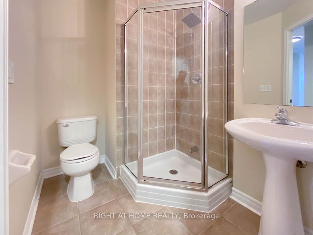 388 Prince Of Wales Drive 1711 Property Photo 21
