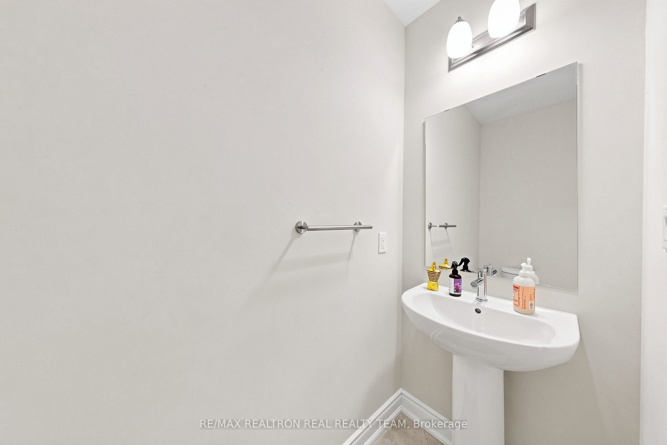 1284 Dempster Lane Property Photo 20