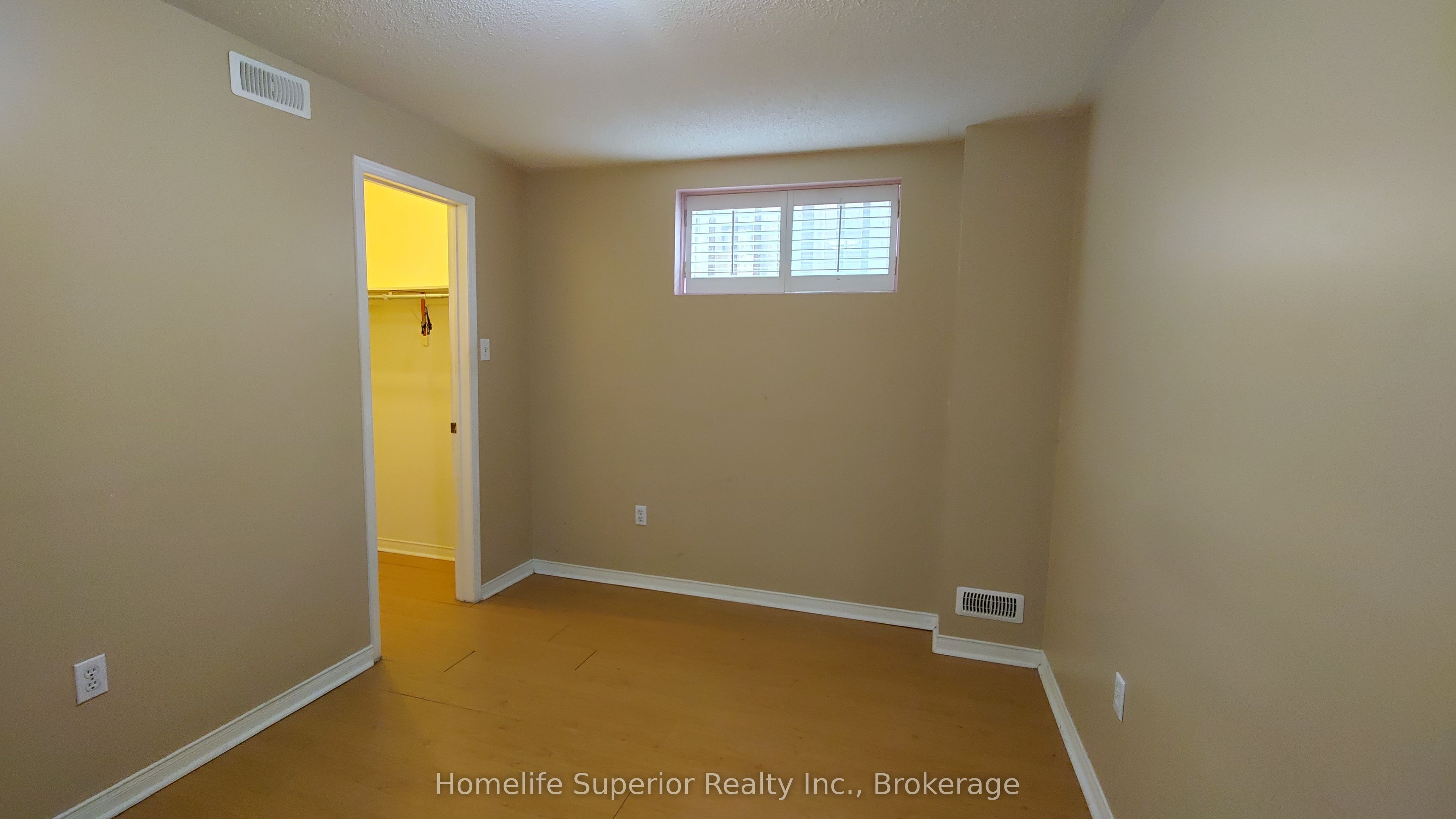17 Summerfield Crescent Property Photo 15