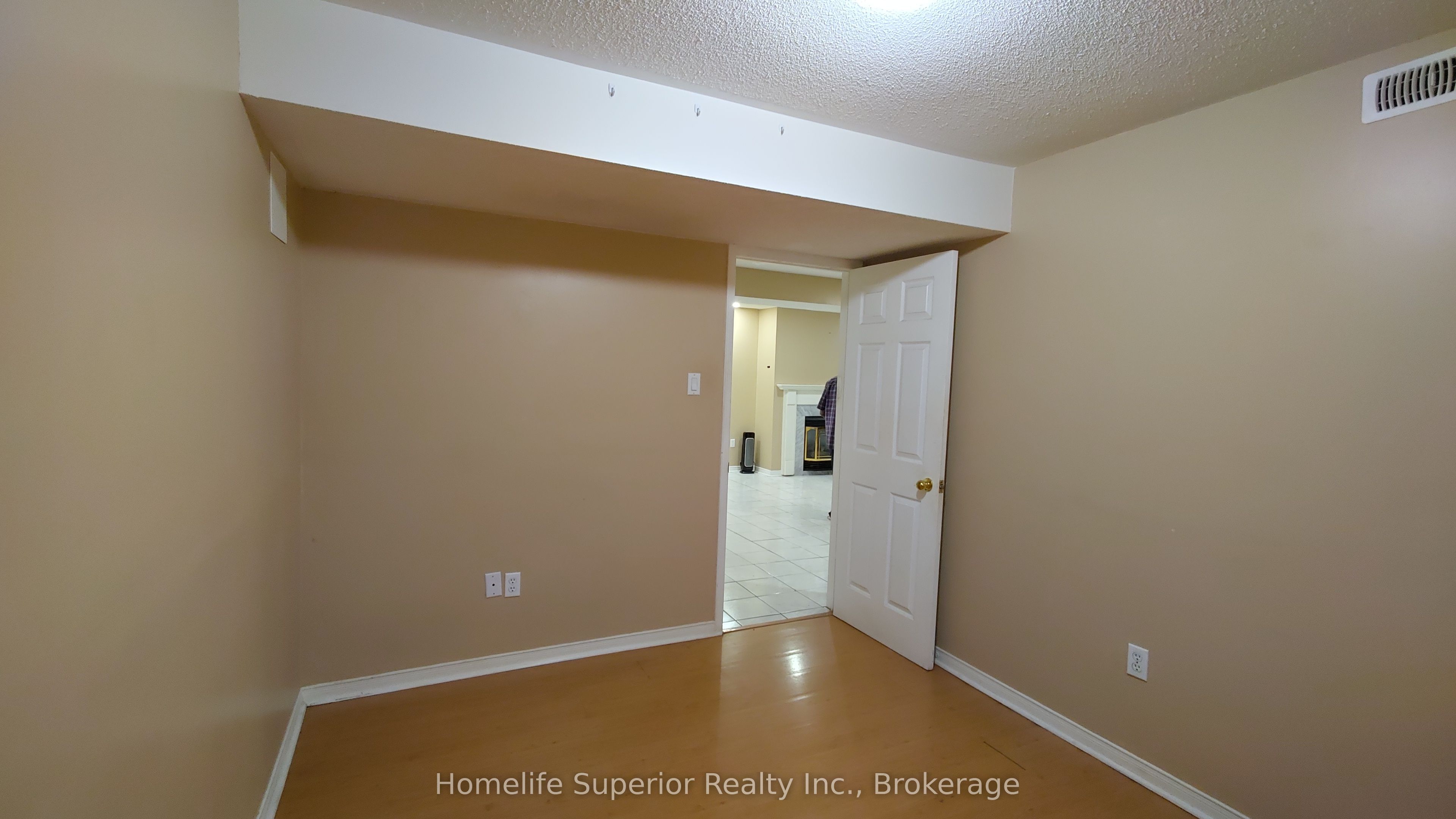 17 Summerfield Crescent Property Photo 16