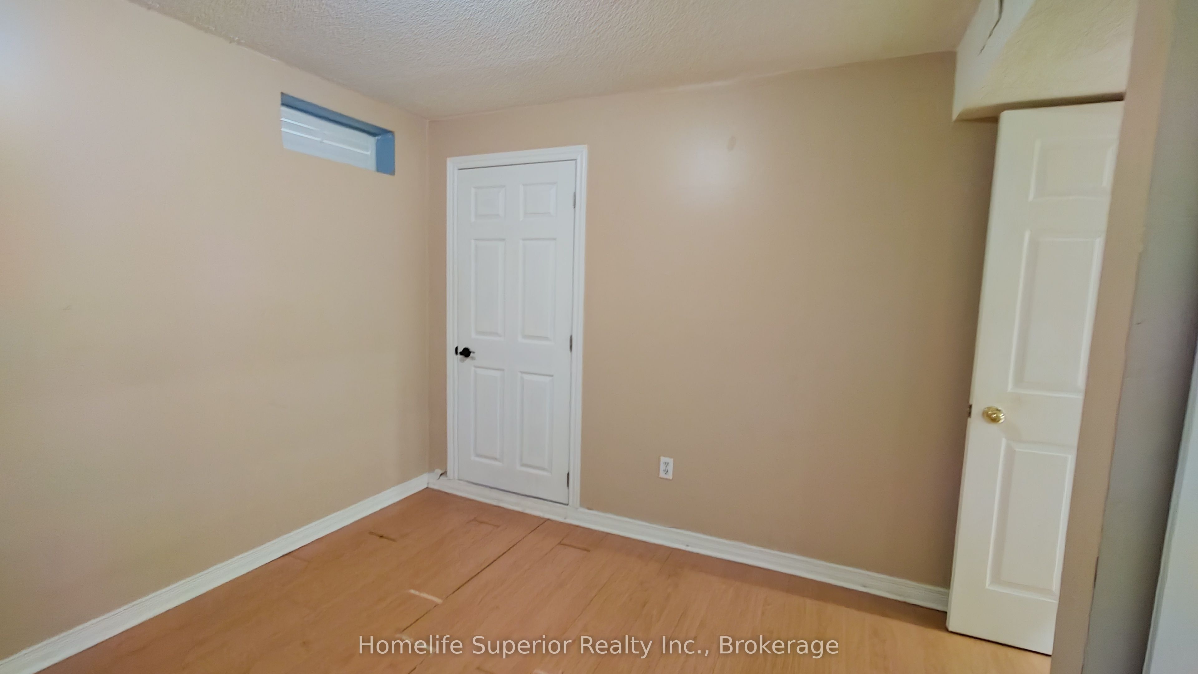 17 Summerfield Crescent Property Photo 25