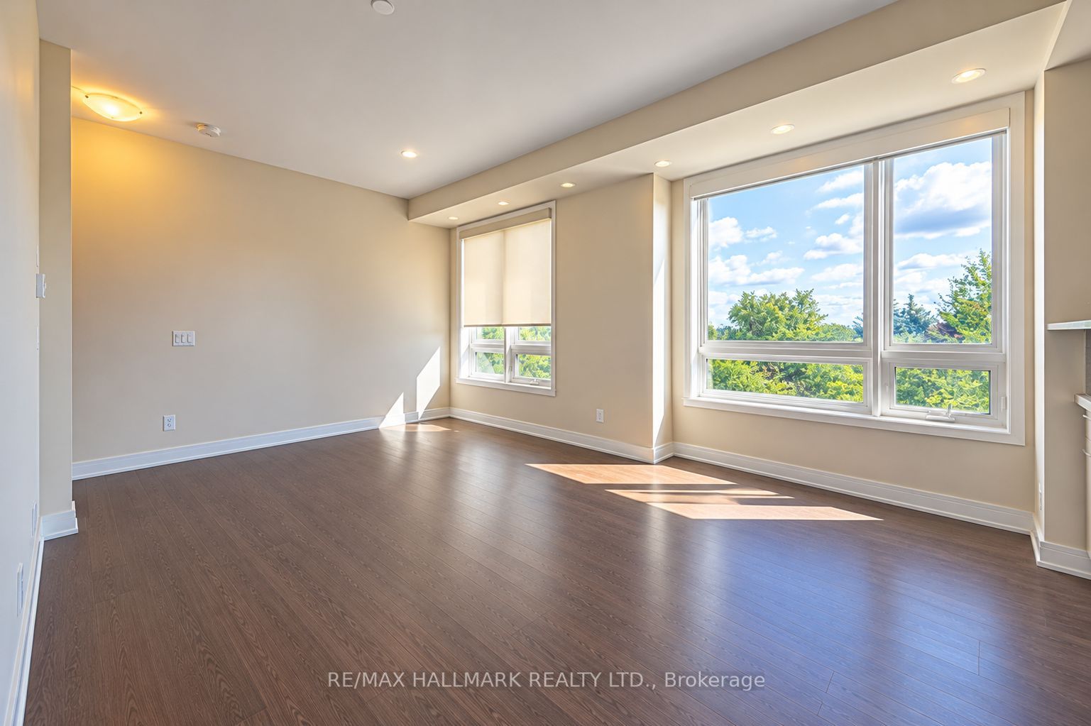 1100 Briar Hill Avenue 315 D Property Photo 4