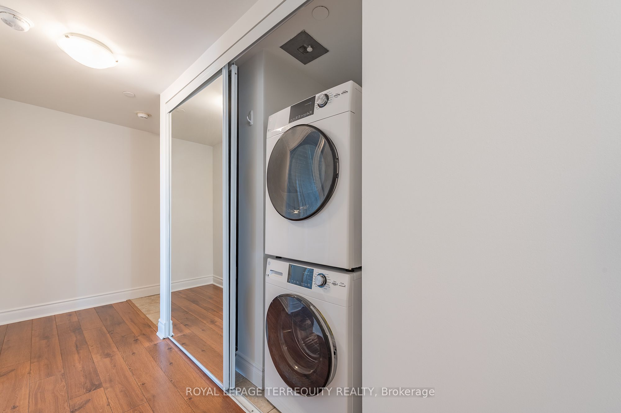 3 Marine Parade Drive 506 Property Photo 26