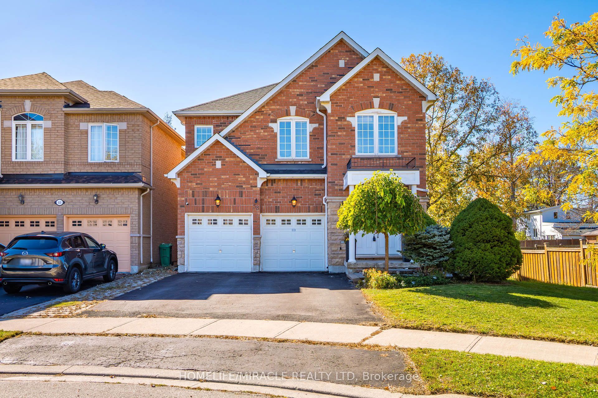 58 Sir Jacobs Crescent Property Photo 1
