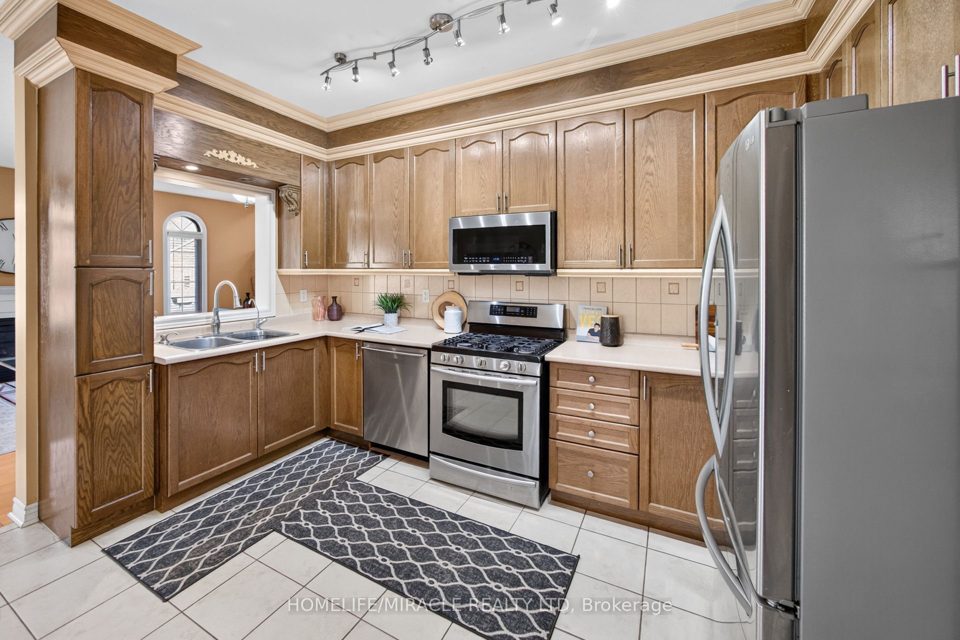 58 Sir Jacobs Crescent Property Photo 19