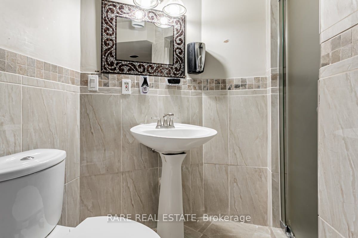 22 Bamford Crescent Property Photo 16