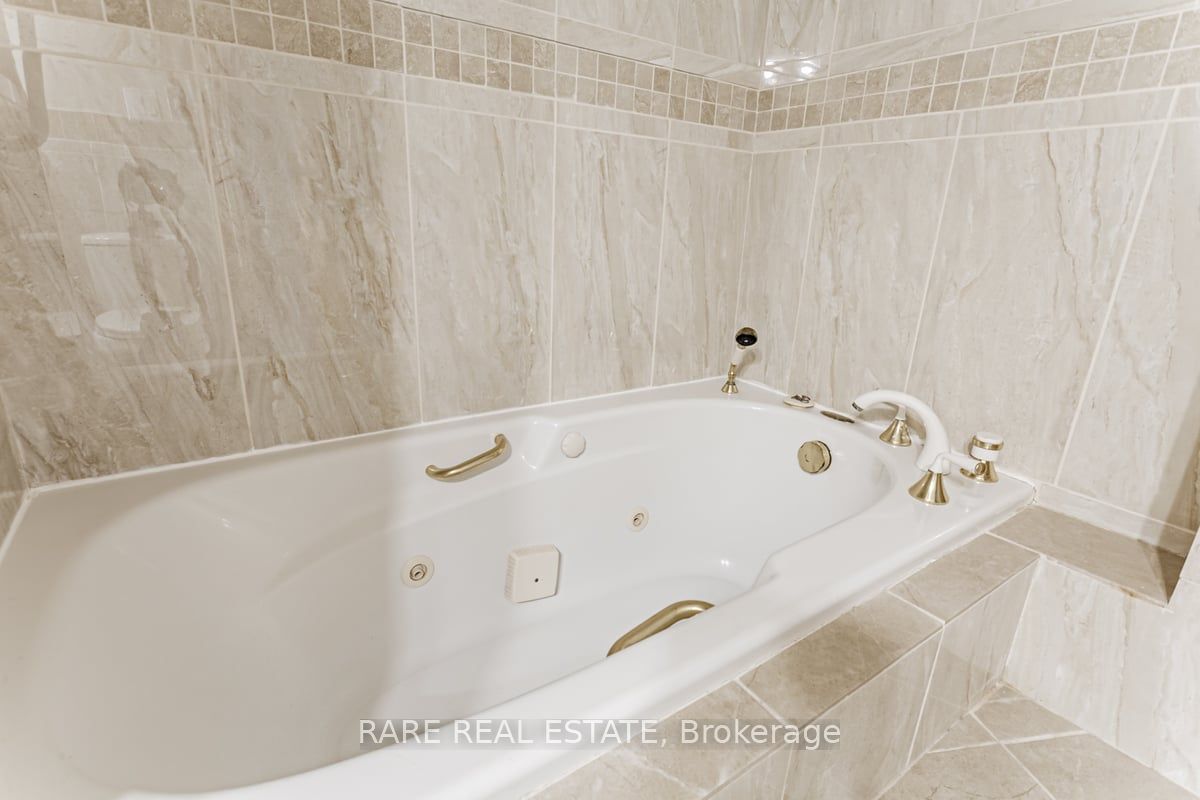 22 Bamford Crescent Property Photo 17