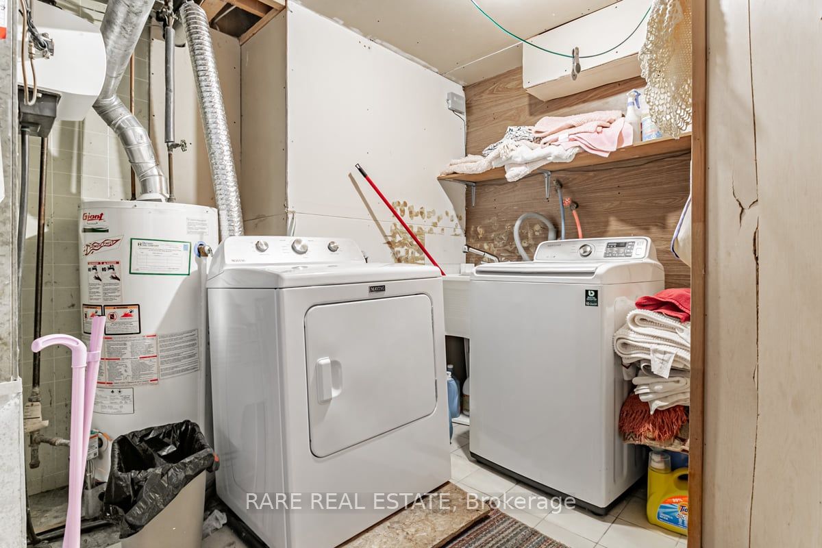 22 Bamford Crescent Property Photo 18