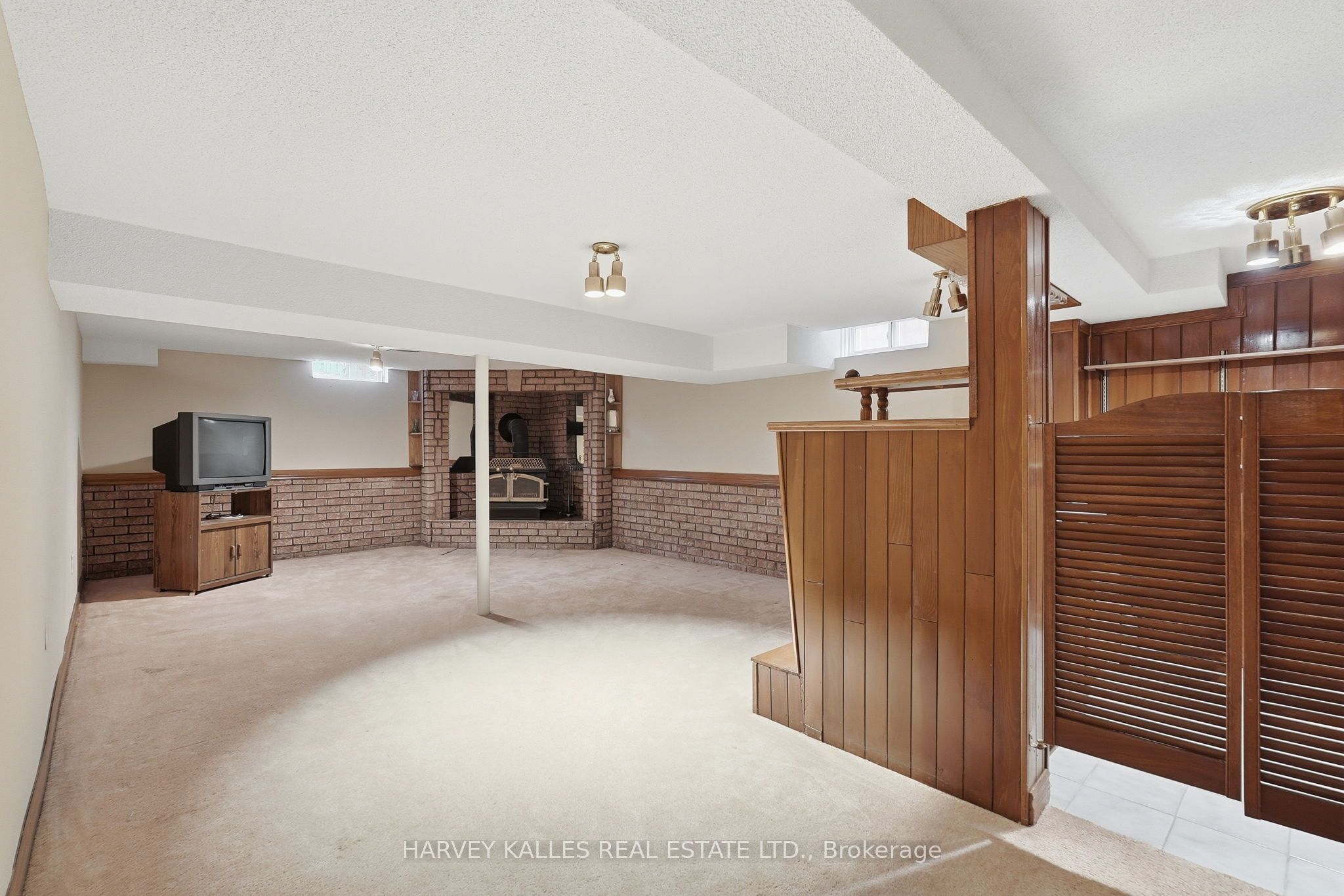4222 Angeloni Drive Property Photo 36