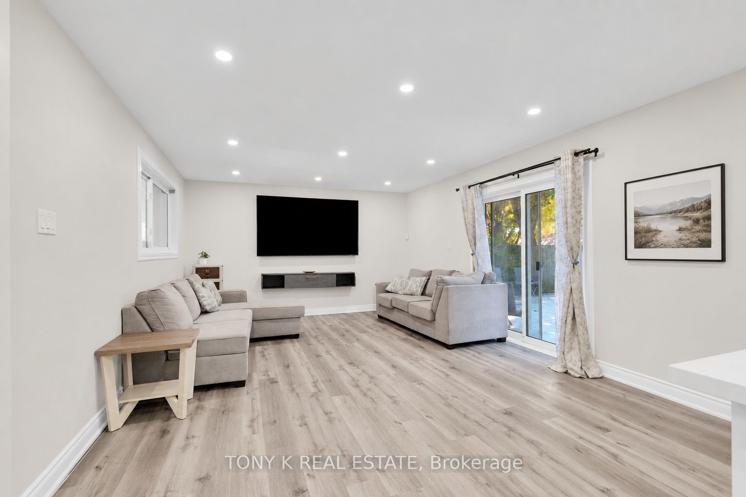 15 Langwith Court Property Photo 3