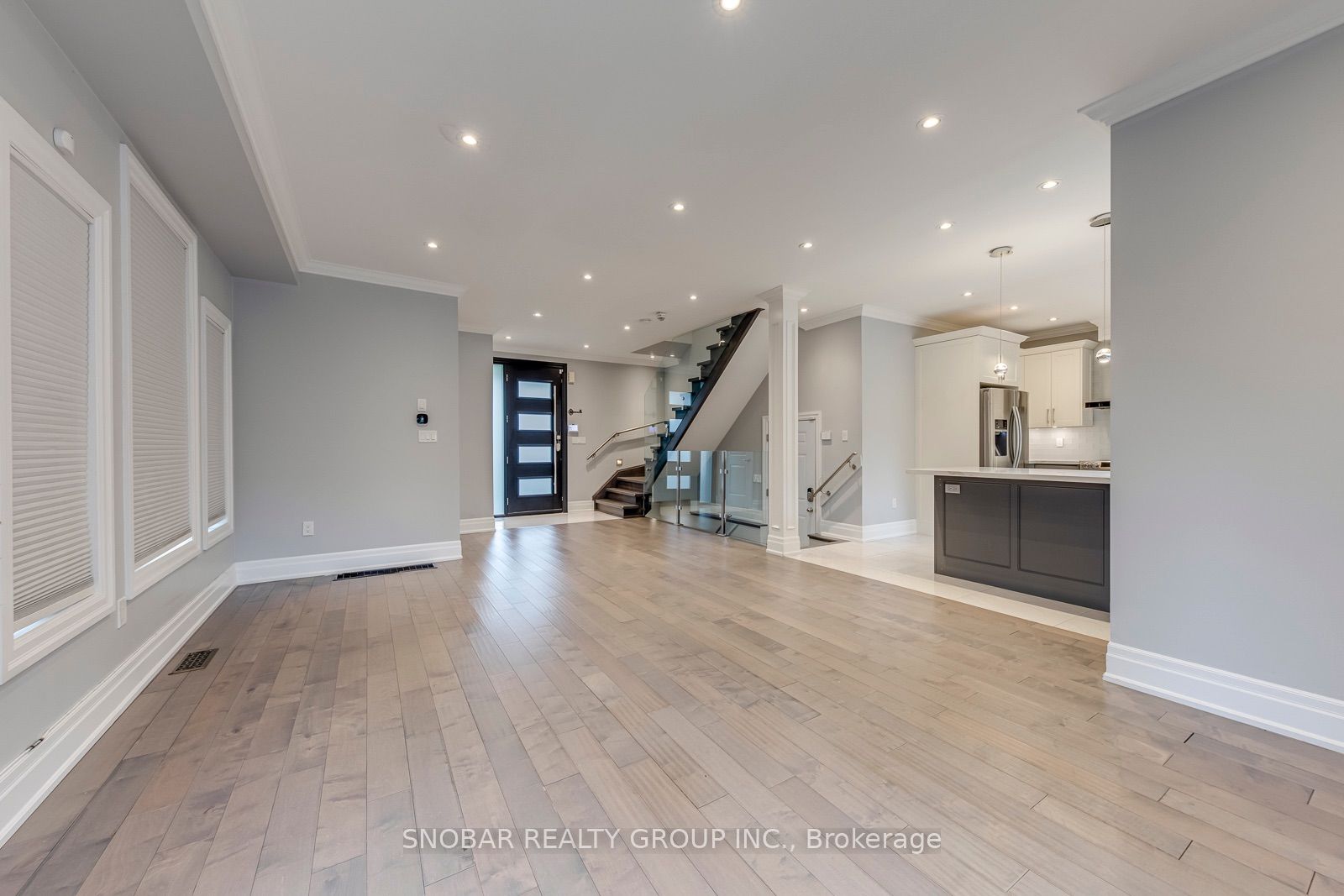 1 Aura Lea Boulevard Property Photo 12