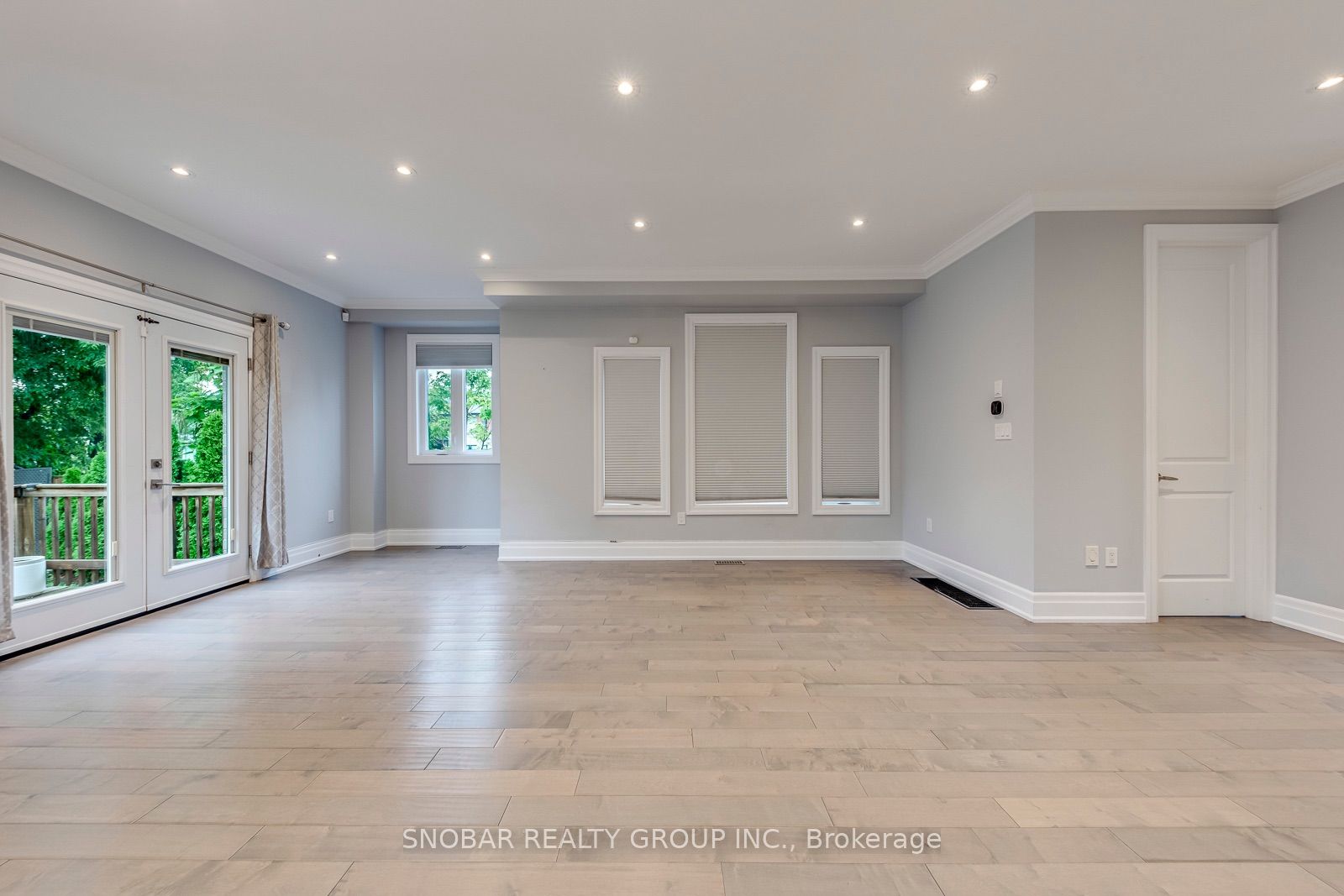 1 Aura Lea Boulevard Property Photo 14