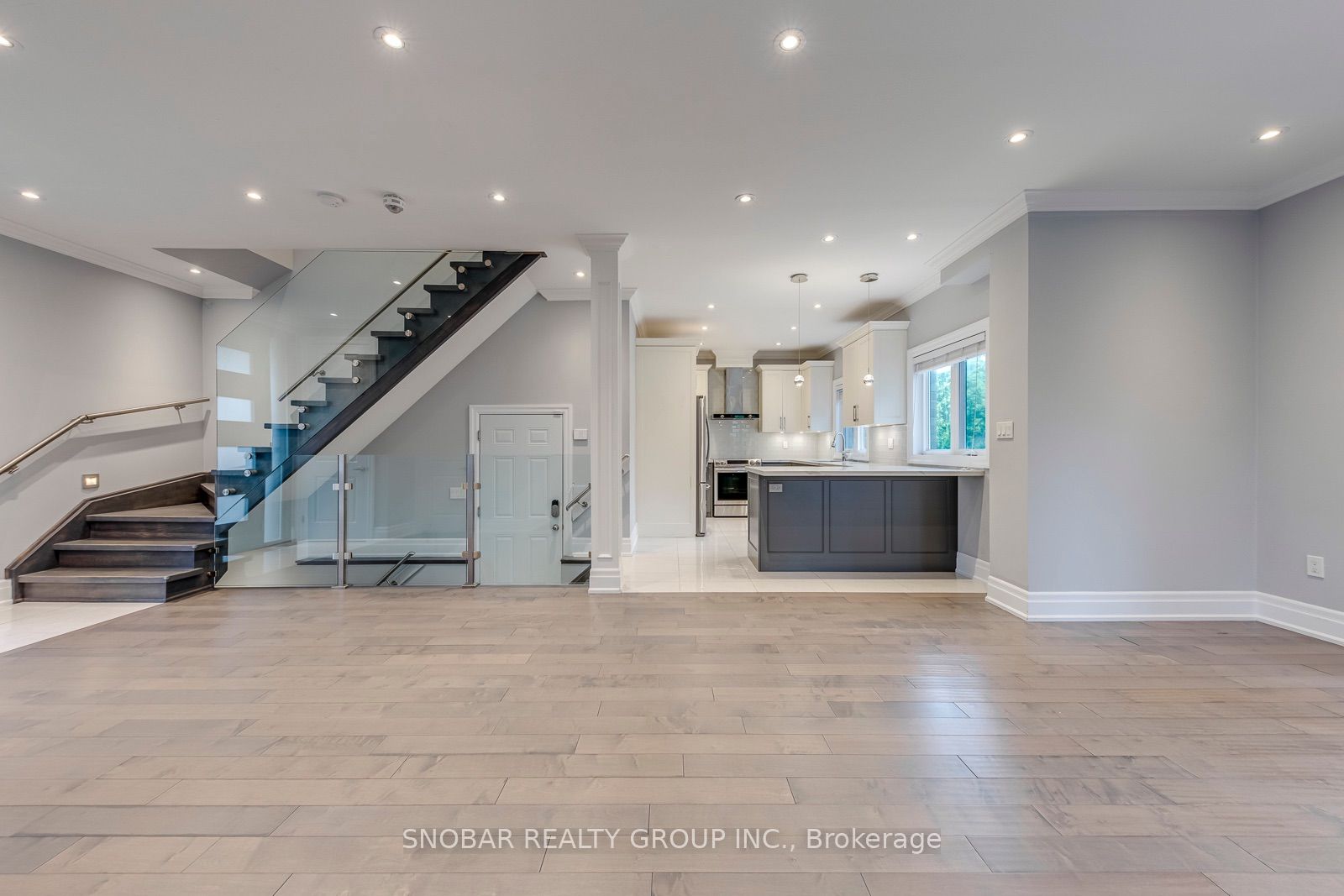 1 Aura Lea Boulevard Property Photo 15