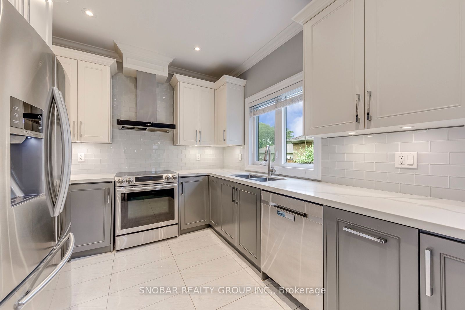 1 Aura Lea Boulevard Property Photo 18