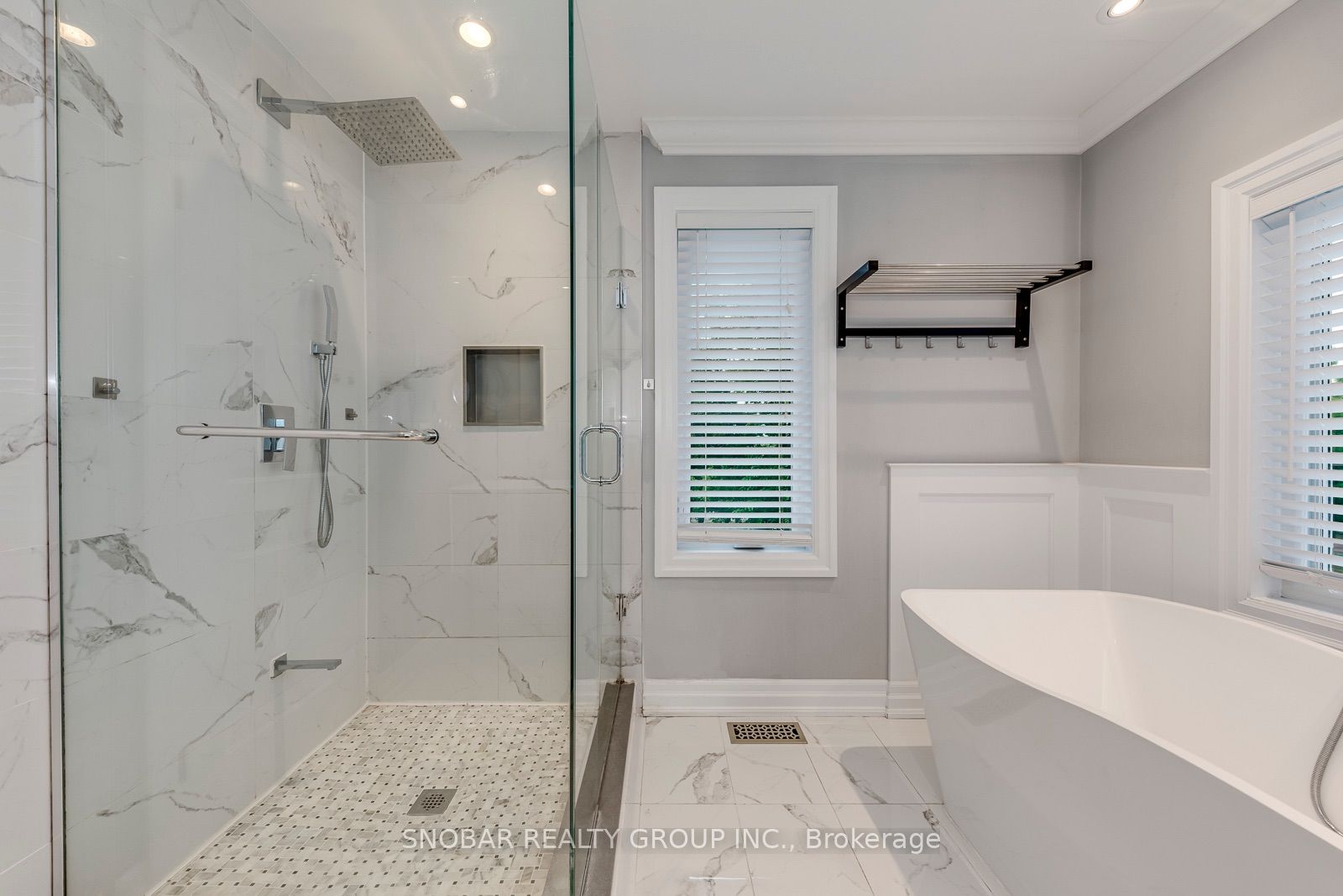 1 Aura Lea Boulevard Property Photo 24