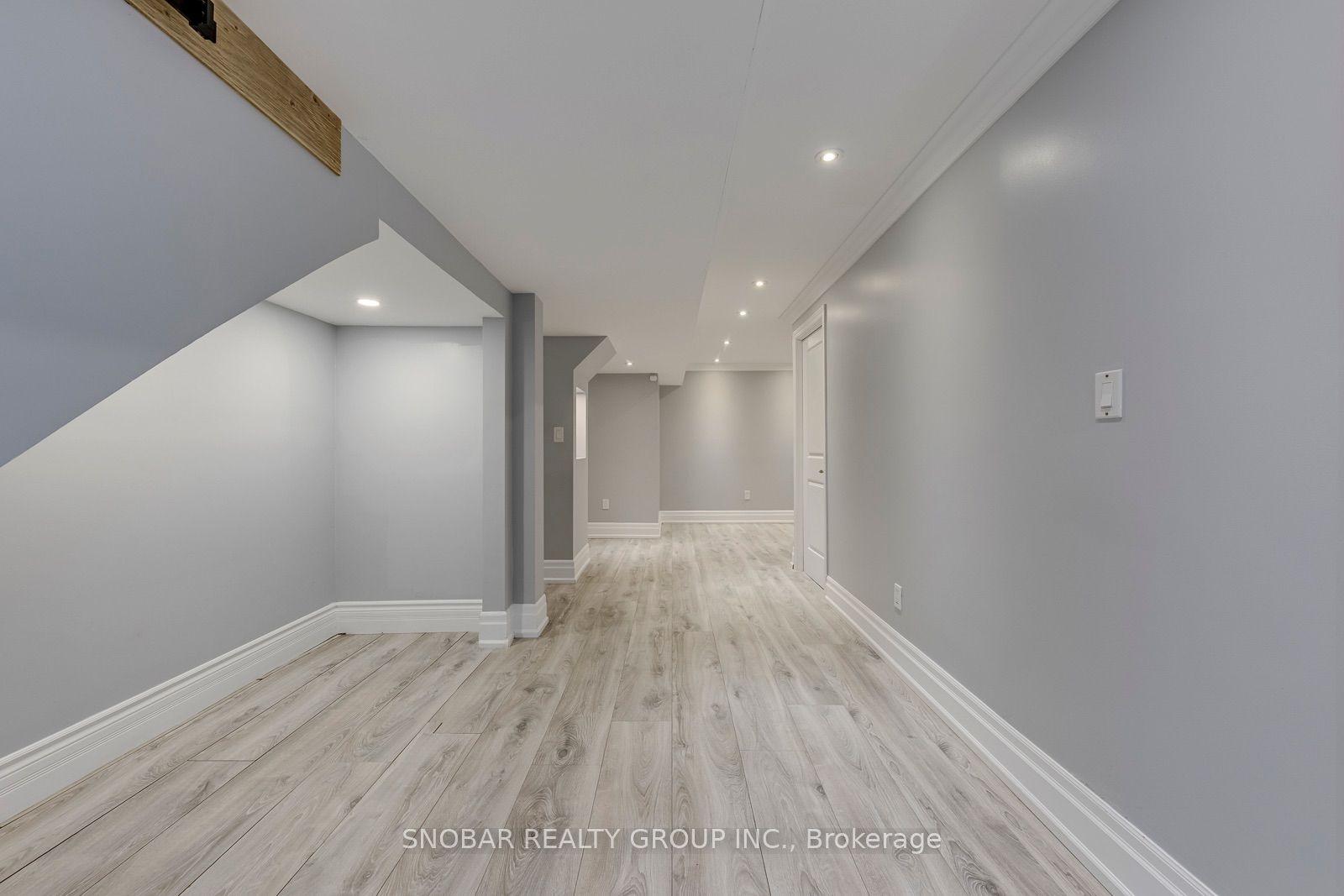 1 Aura Lea Boulevard Property Photo 30