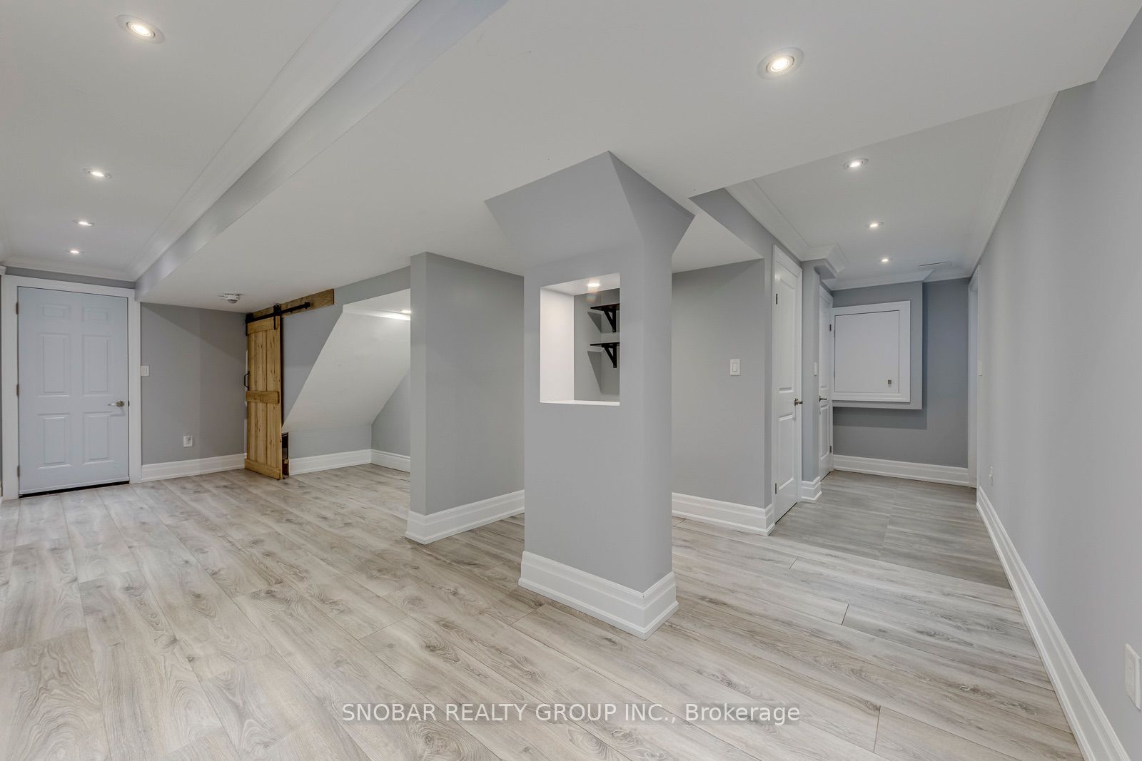 1 Aura Lea Boulevard Property Photo 33